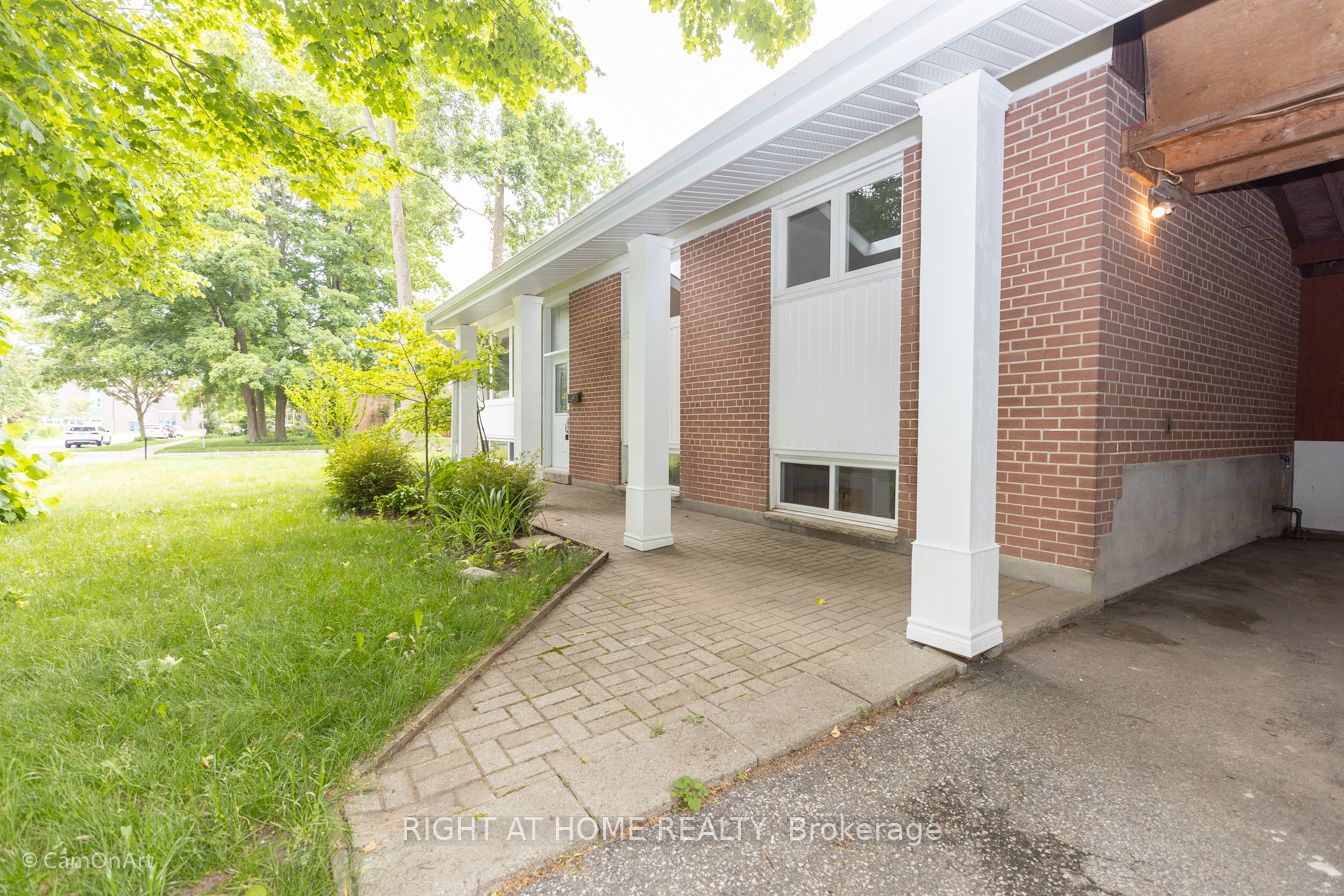 1 Lyncroft Dr