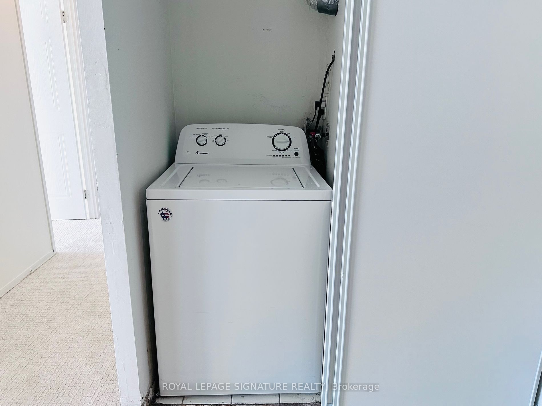 1470 Midland Ave, #409