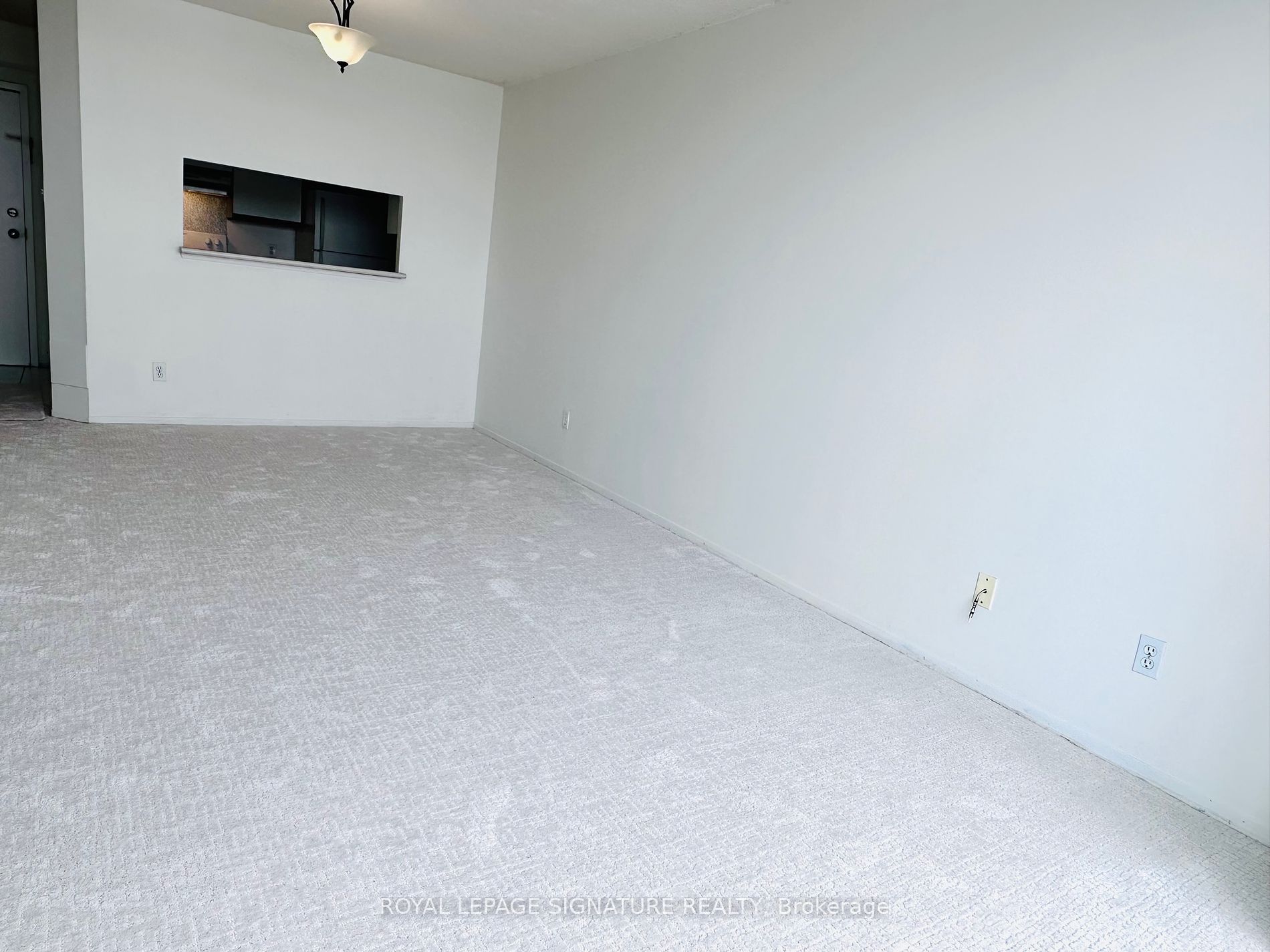 1470 Midland Ave, #409