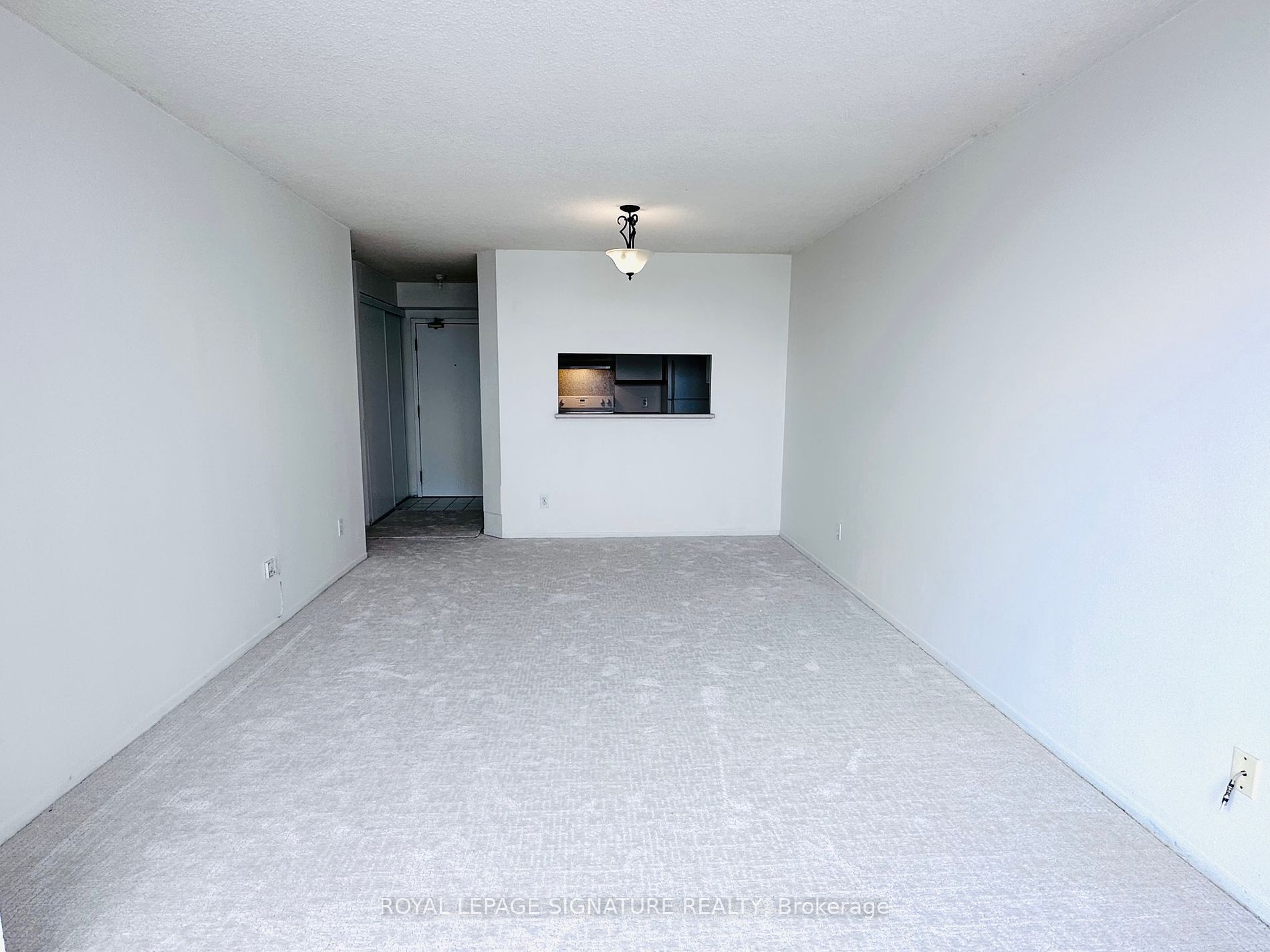 1470 Midland Ave, #409