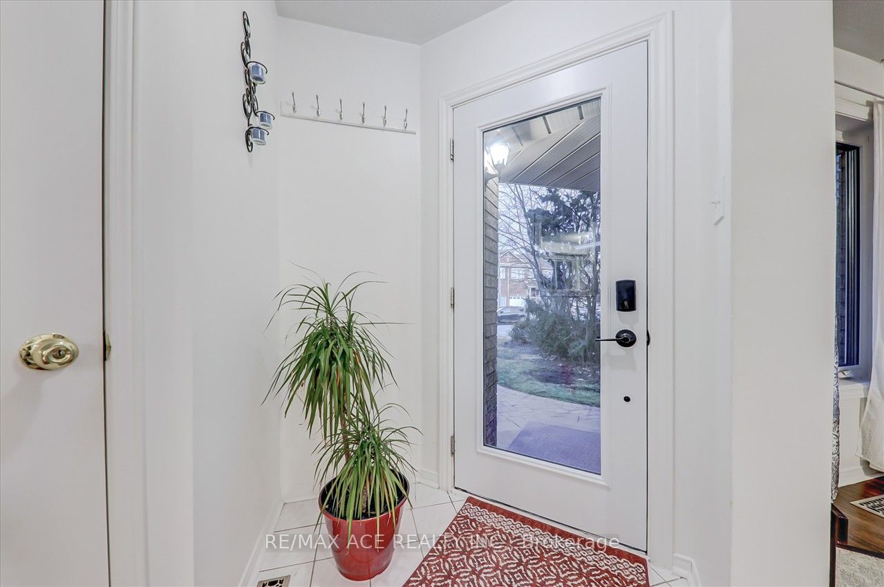 35 Lax Avenue