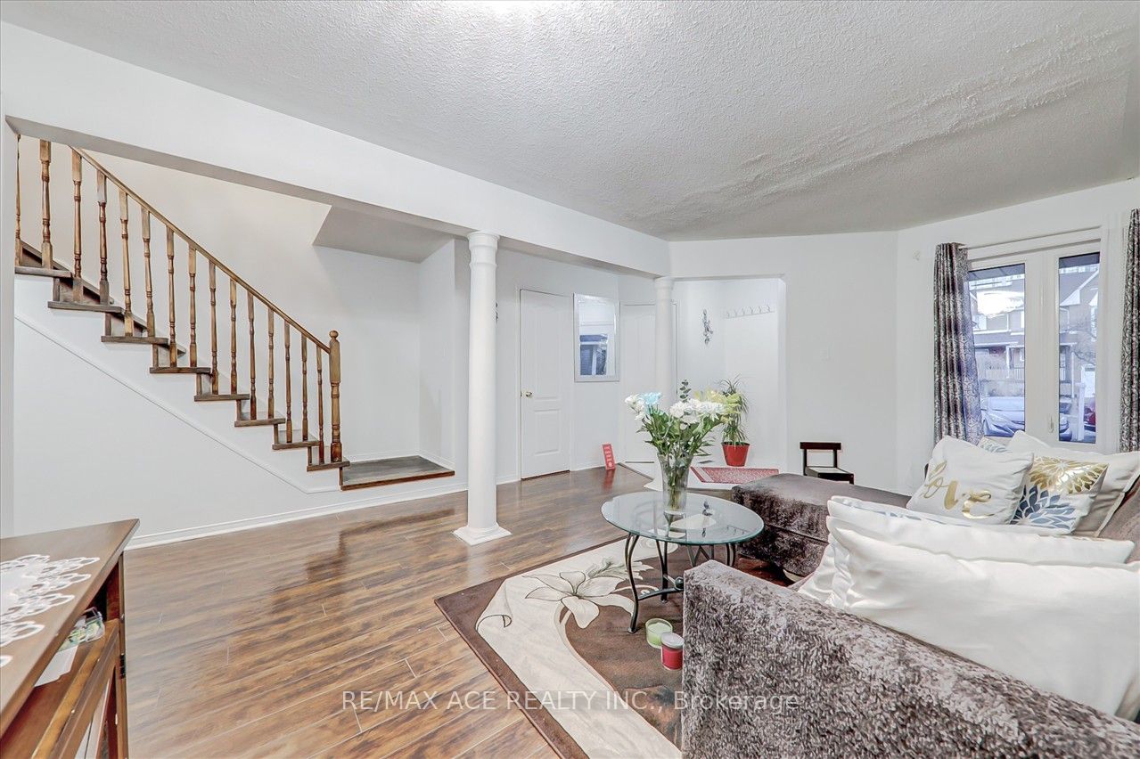 35 Lax Avenue