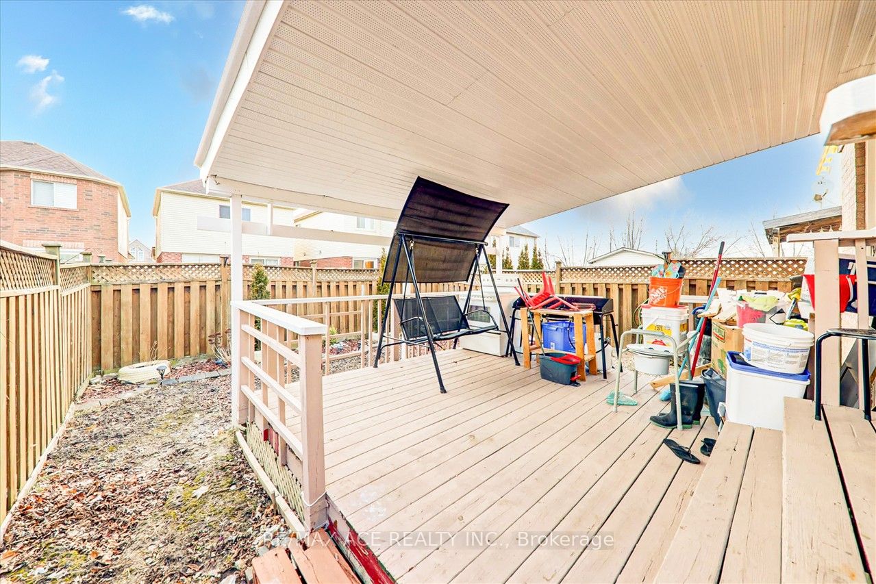 35 Lax Avenue
