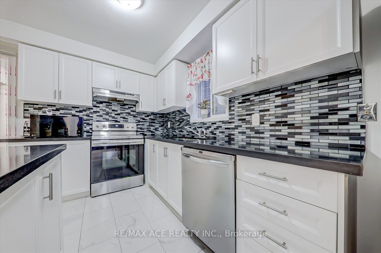 35 Lax Avenue