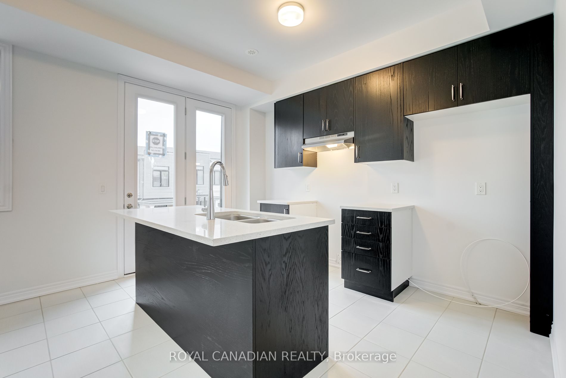 47 Sorbara Way