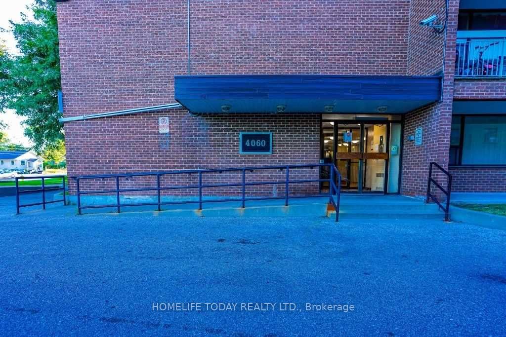 4060 Lawrence Avenue E #204