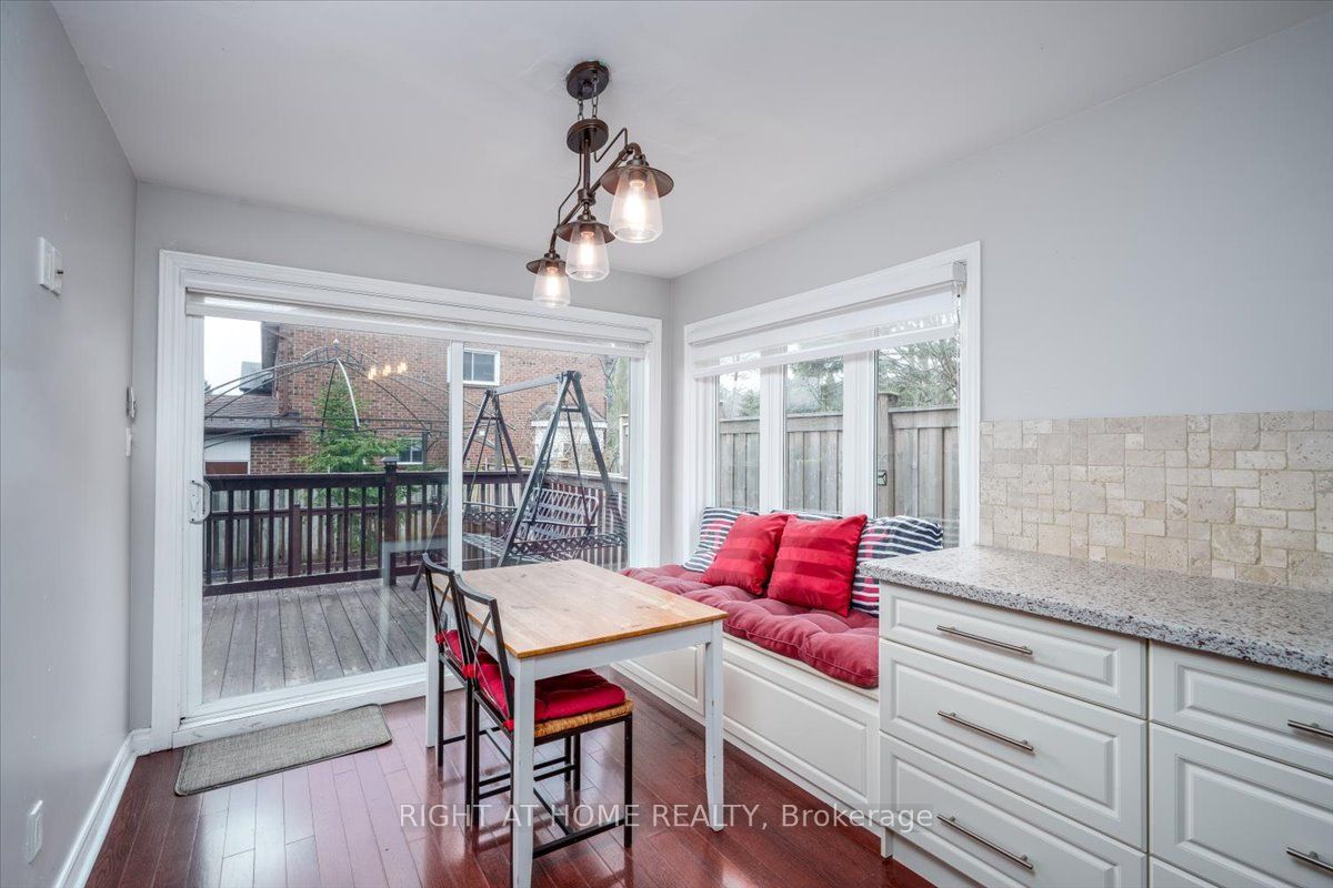 533 Braeburn Cres