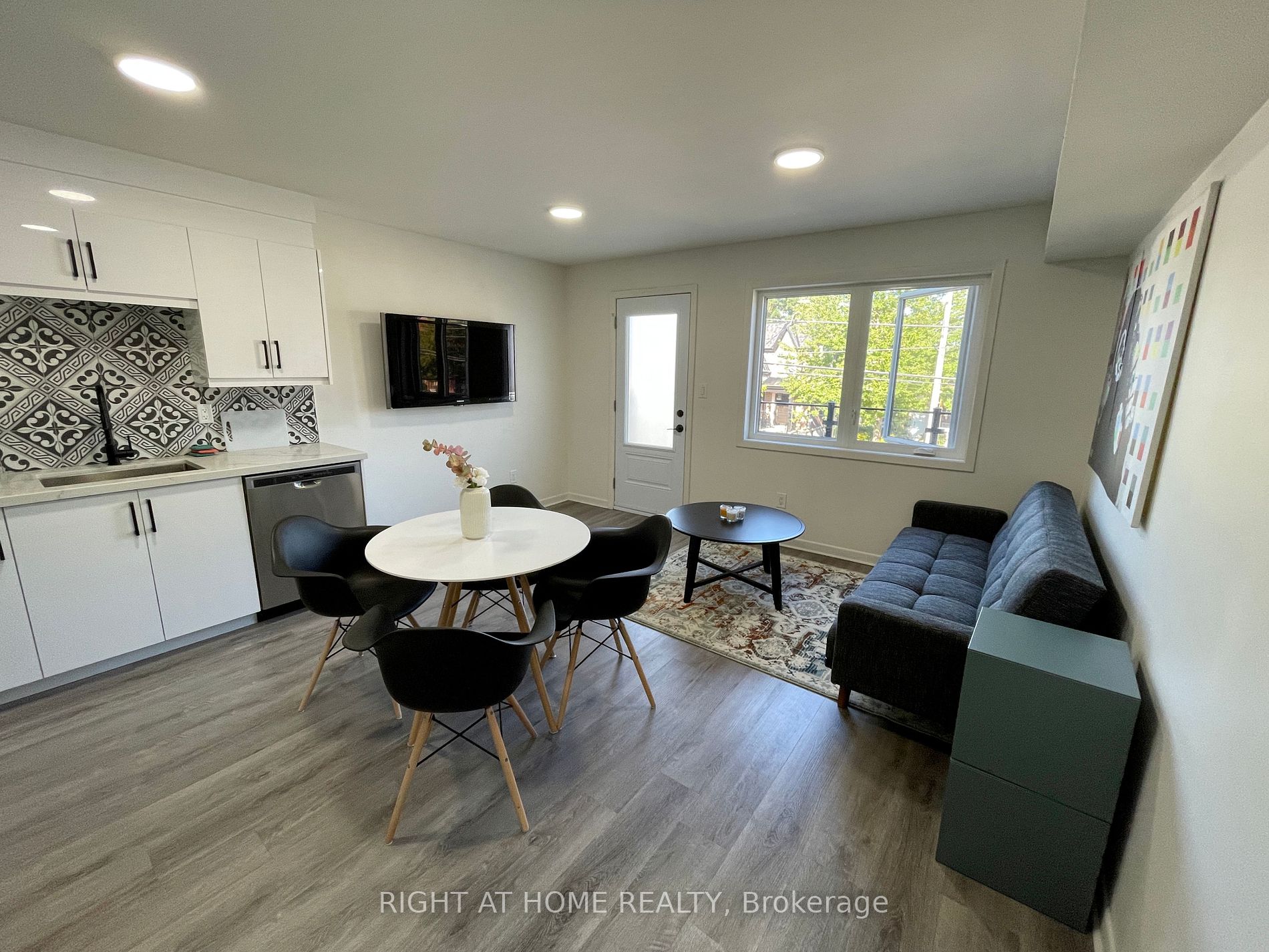 1258 Broadview Avenue, #3