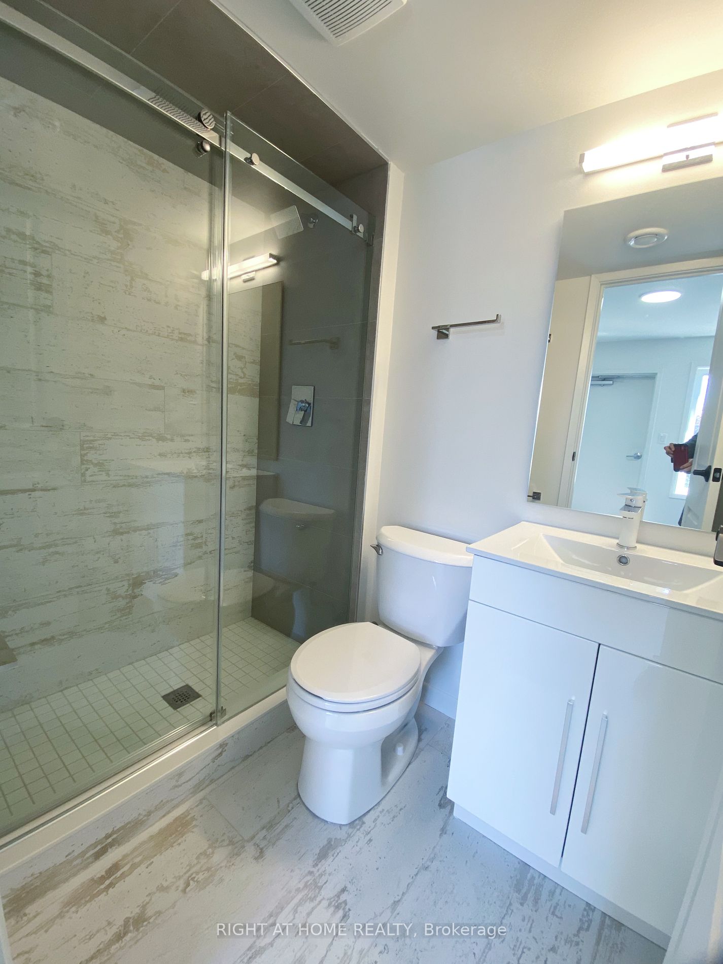 1258 Broadview Avenue, #3