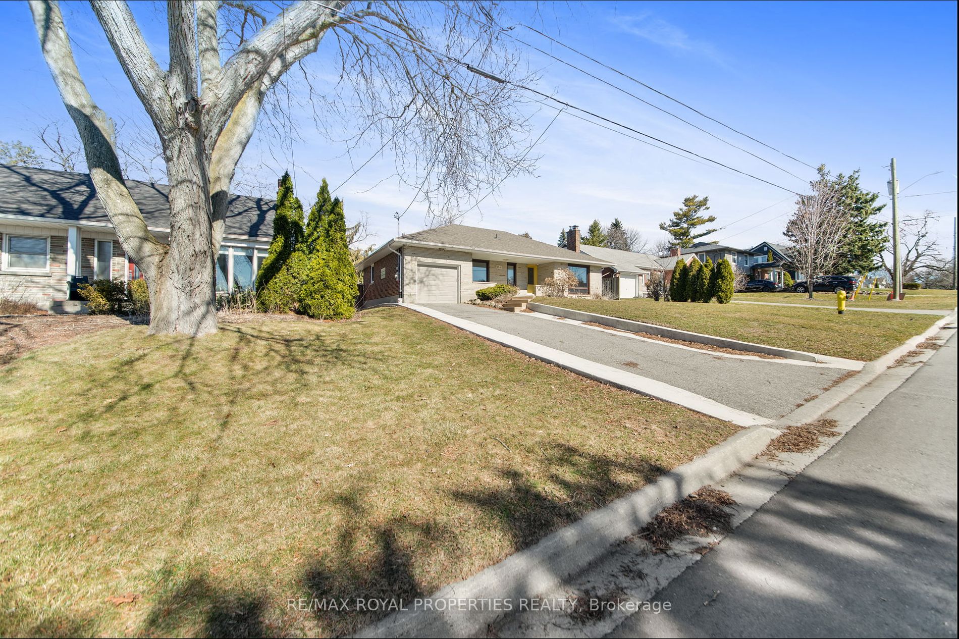 184 Winona Ave