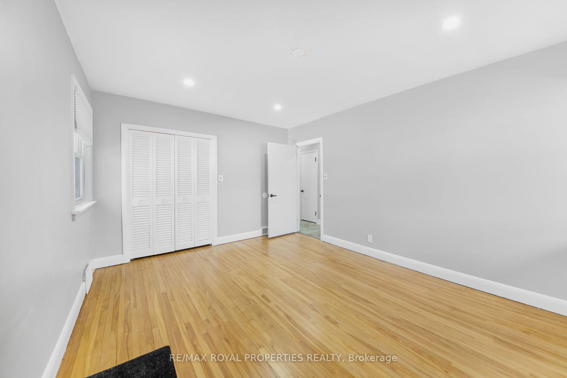 184 Winona Ave