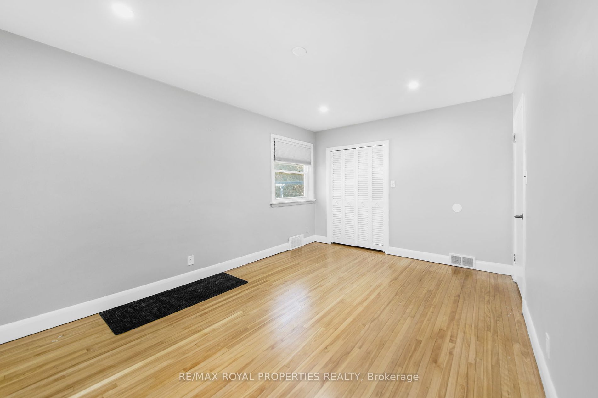 184 Winona Ave
