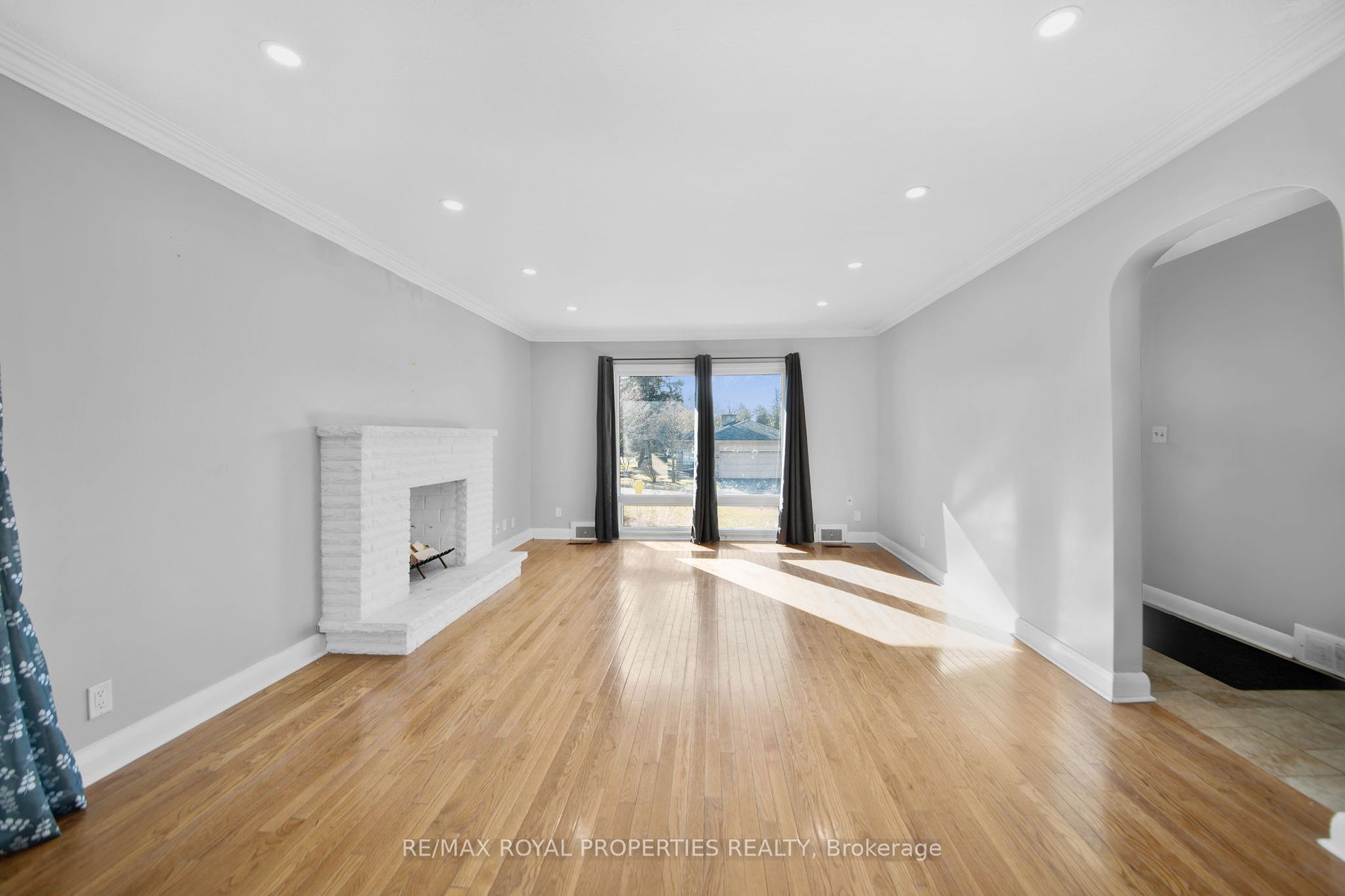 184 Winona Ave