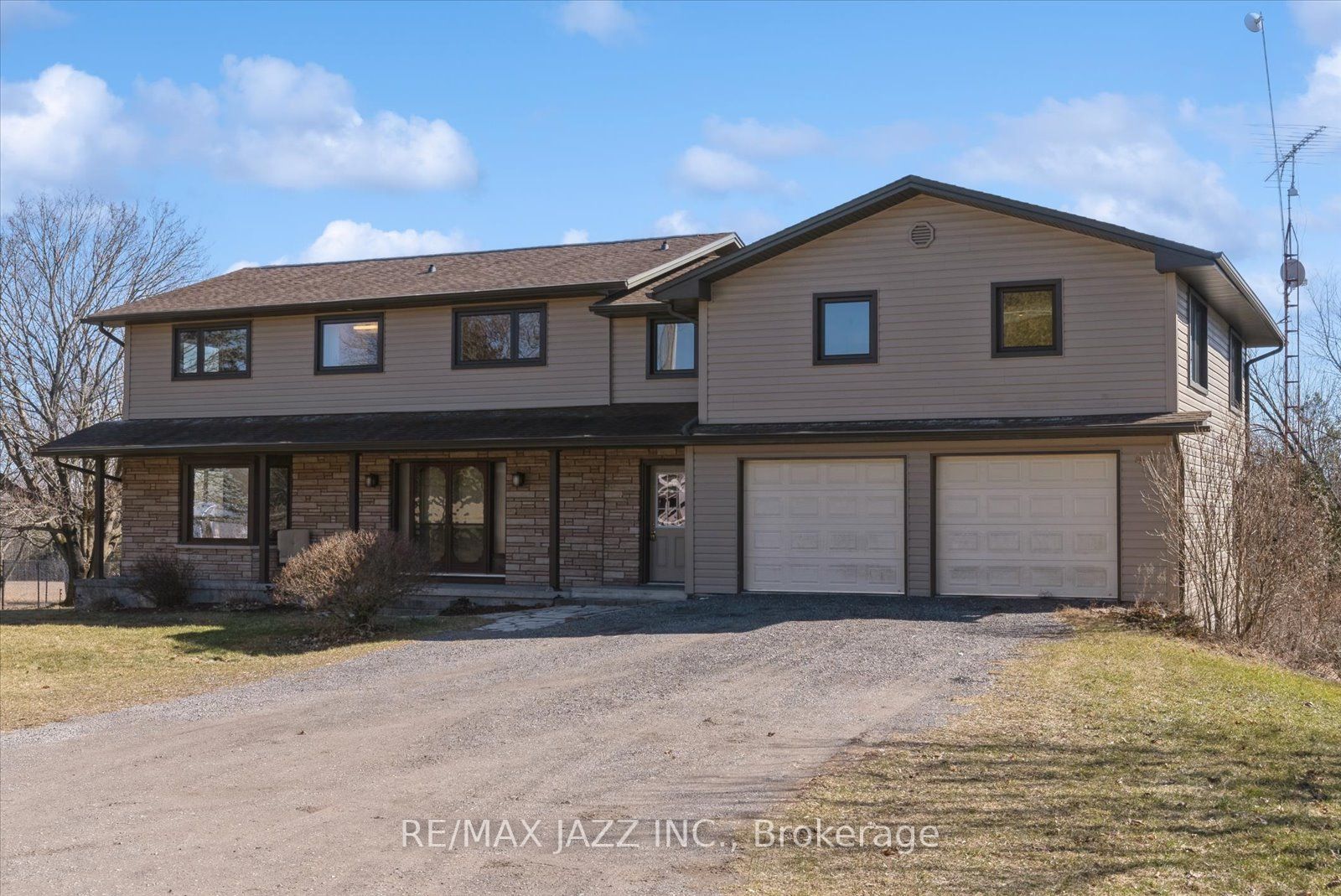 8733 Leskard Road