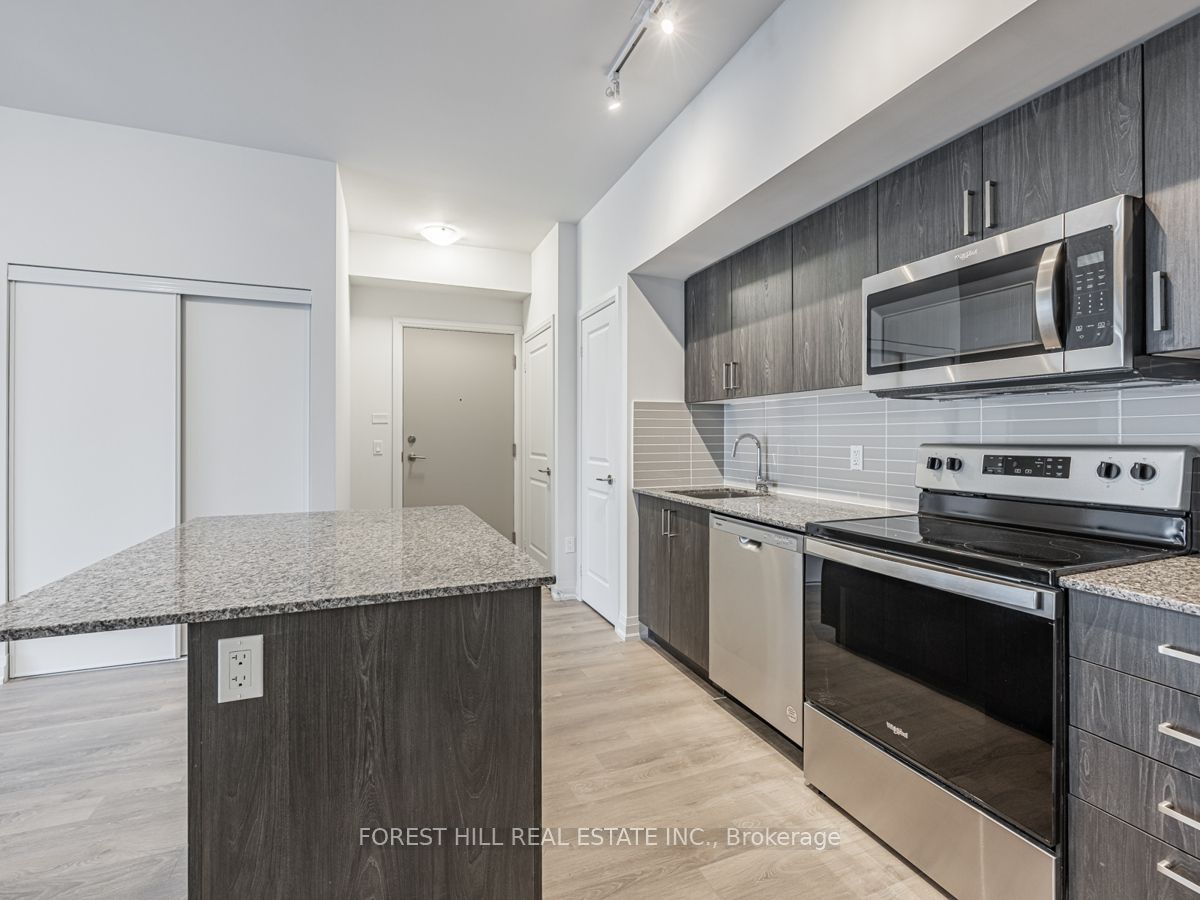 10 Meadowglen Place #401