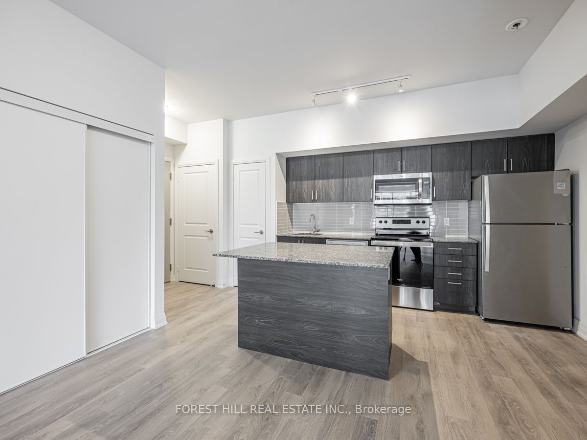 10 Meadowglen Place #401