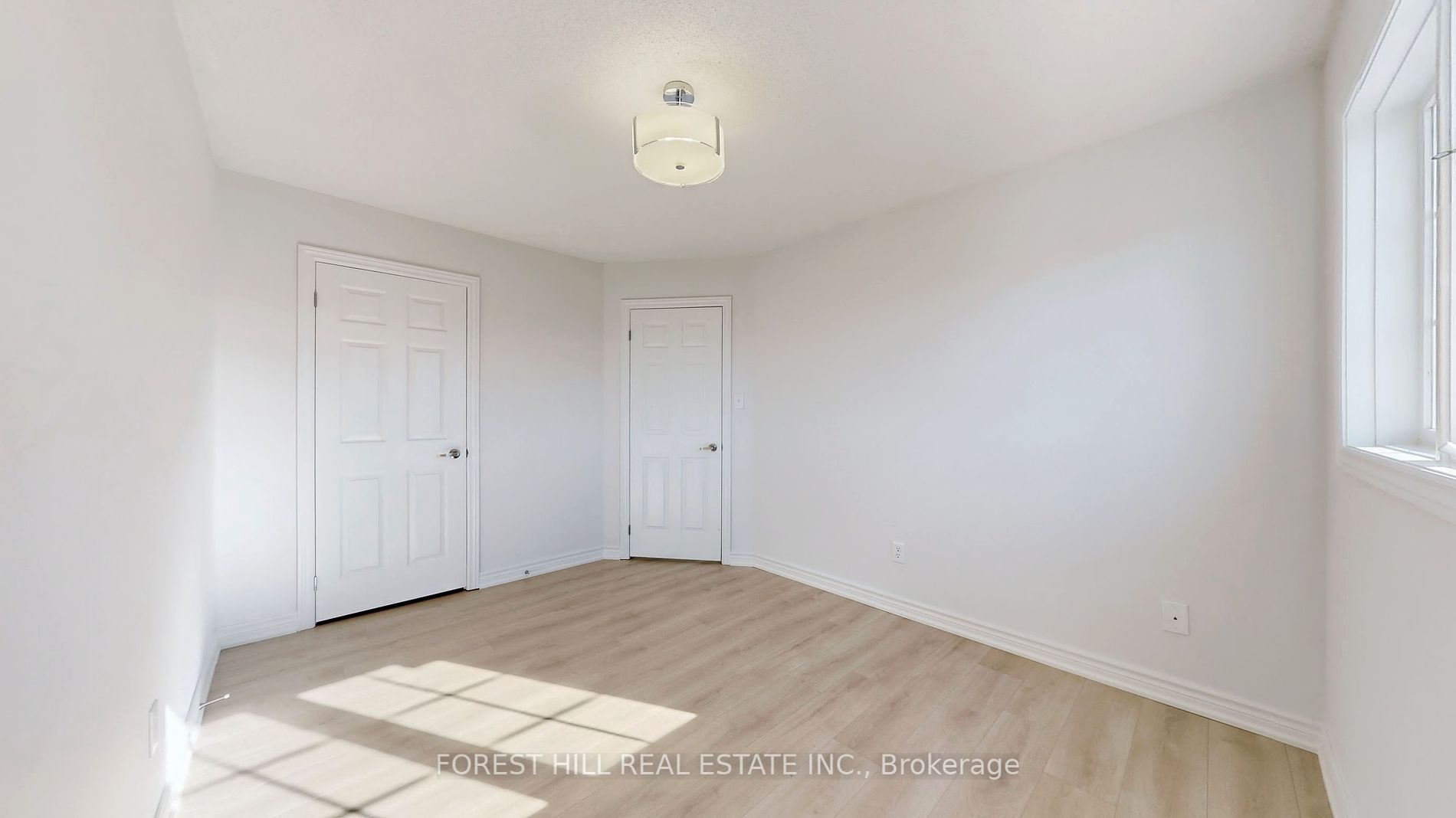 37 Corner Stone Cres