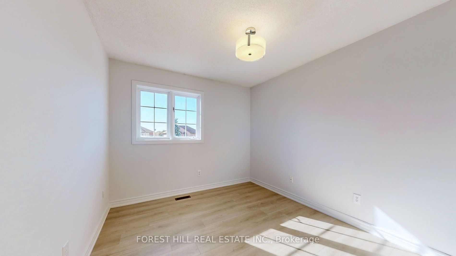 37 Corner Stone Cres