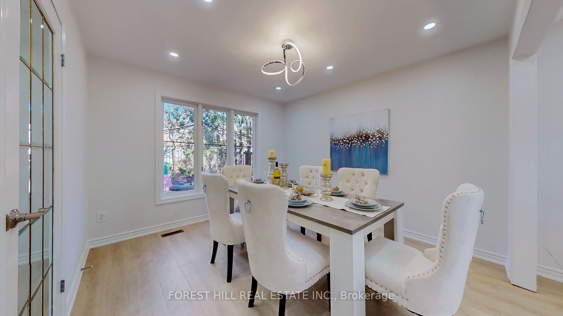 37 Corner Stone Cres