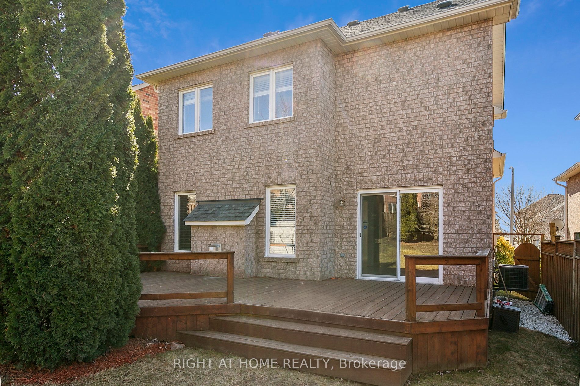 43 Nobbs Dr