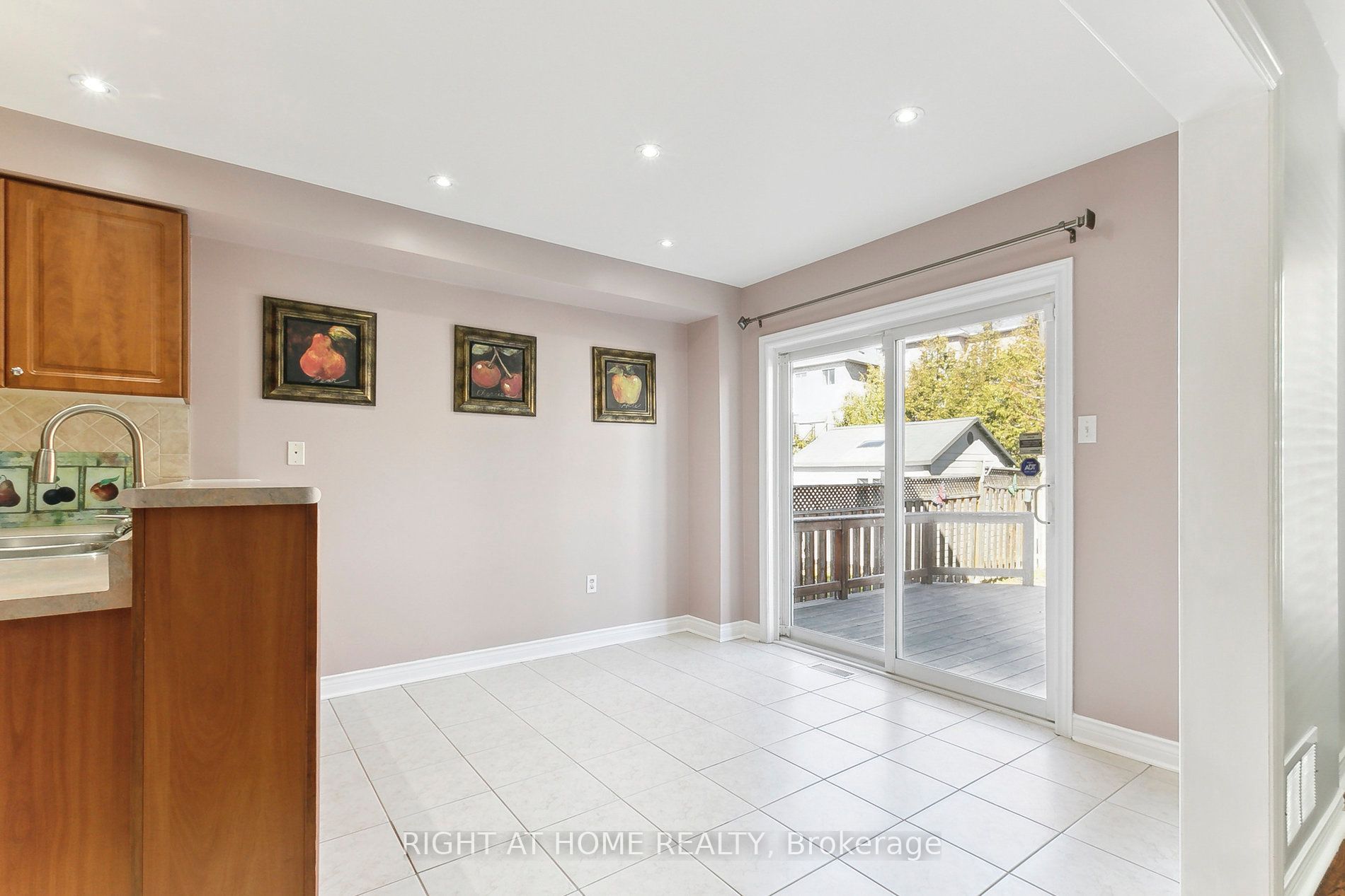 43 Nobbs Dr