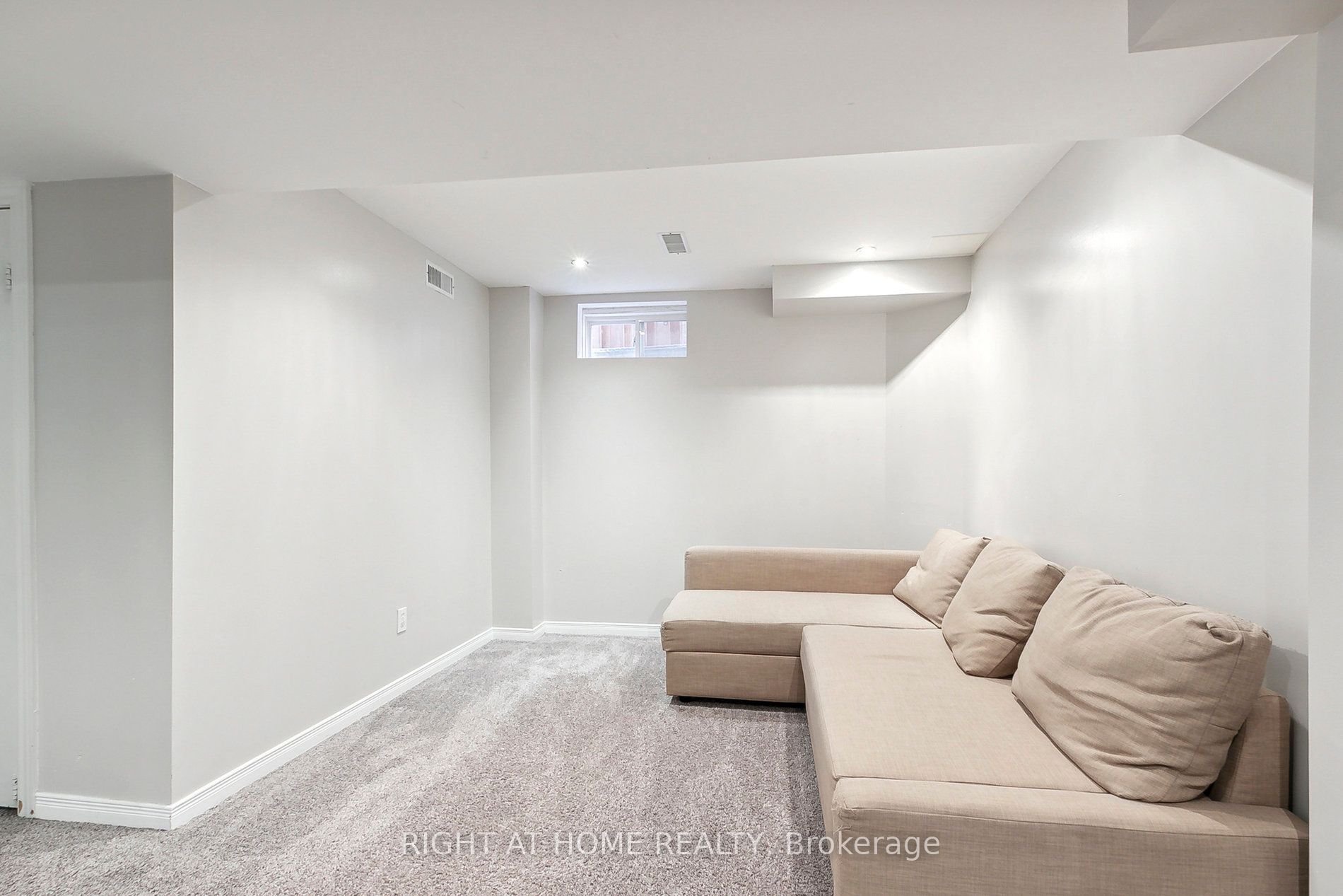 43 Nobbs Dr