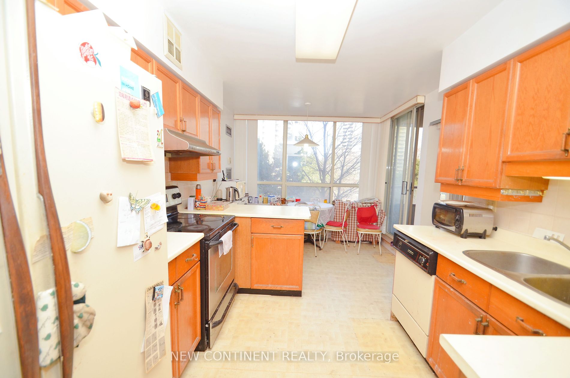 175 Bamburgh Circle, #309