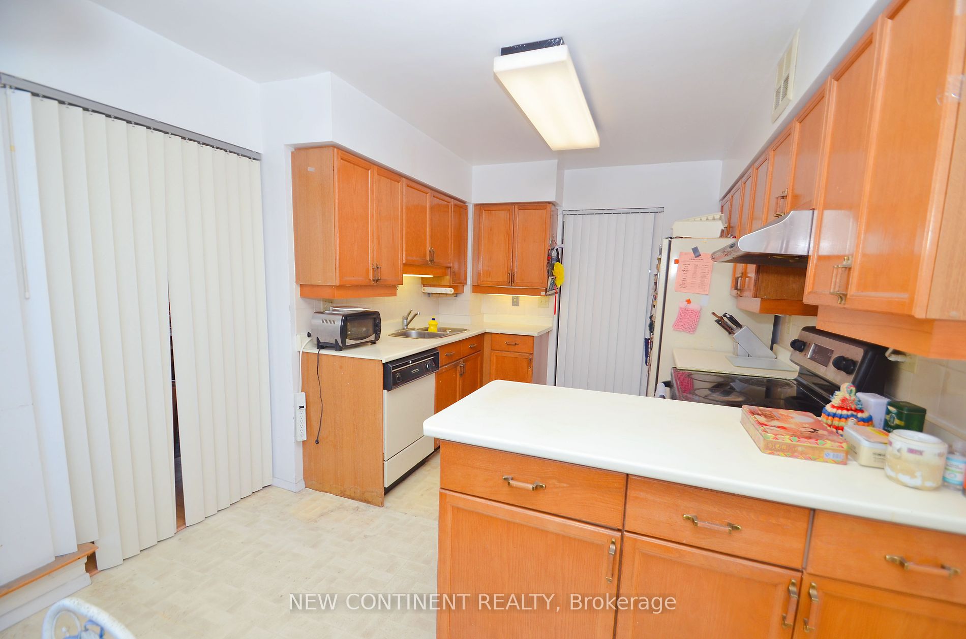 175 Bamburgh Circle, #309