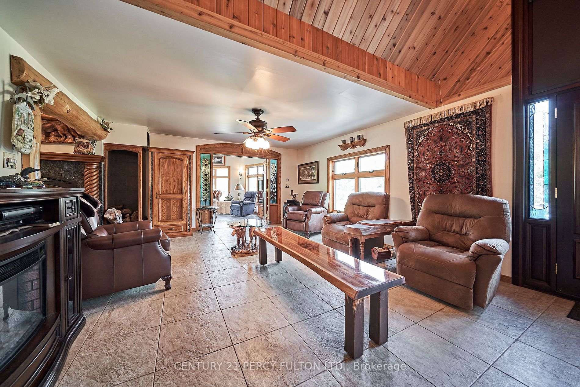 2733 Taunton Road