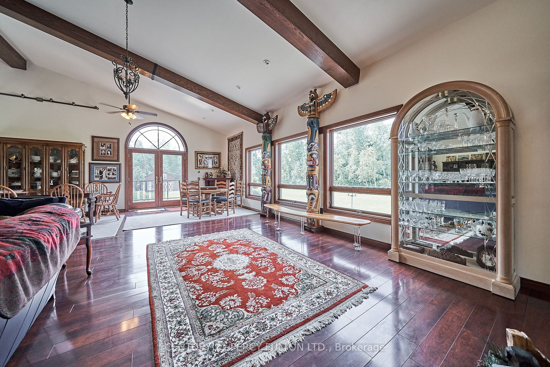 2733 Taunton Road