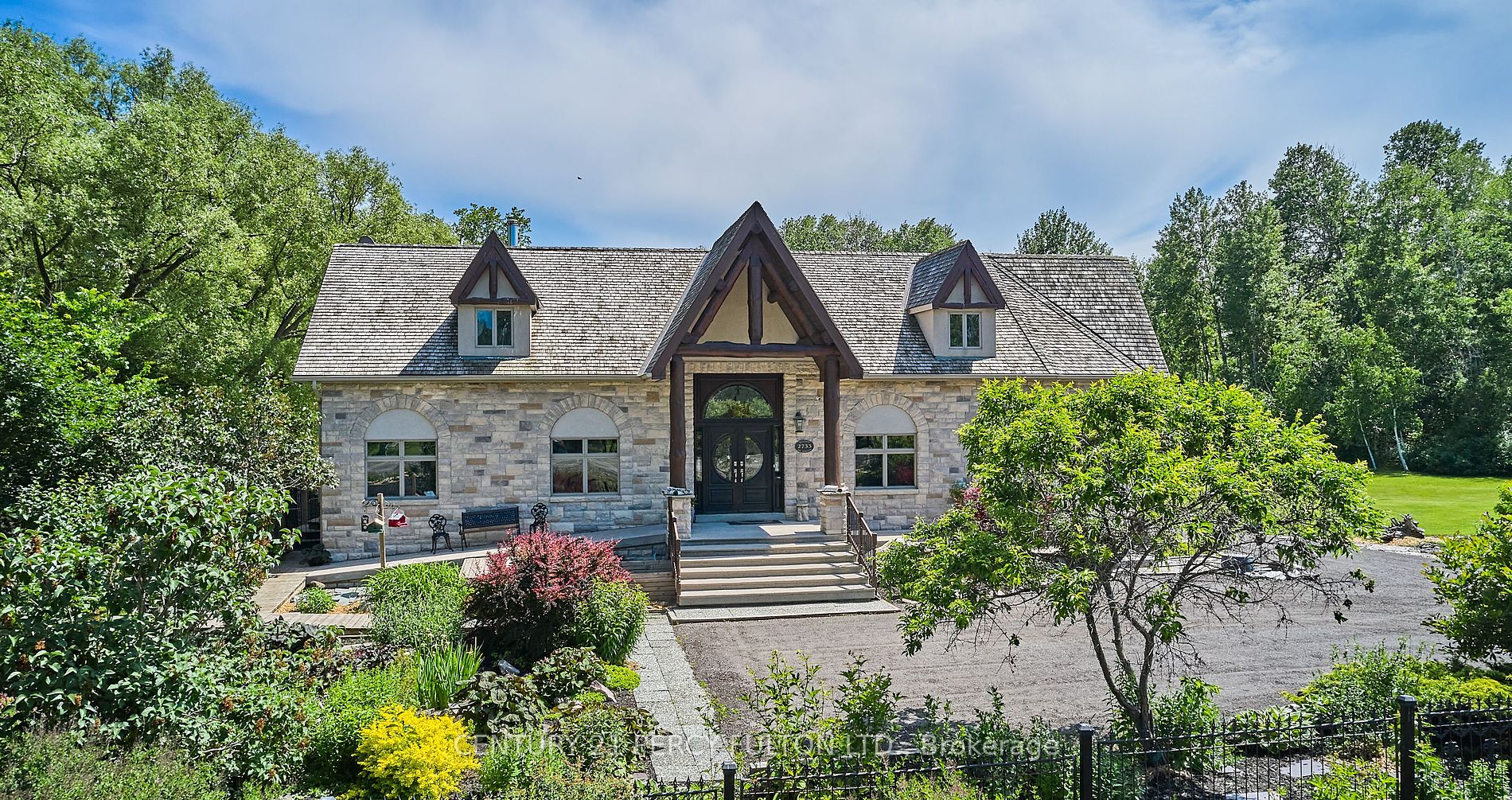 2733 Taunton Road