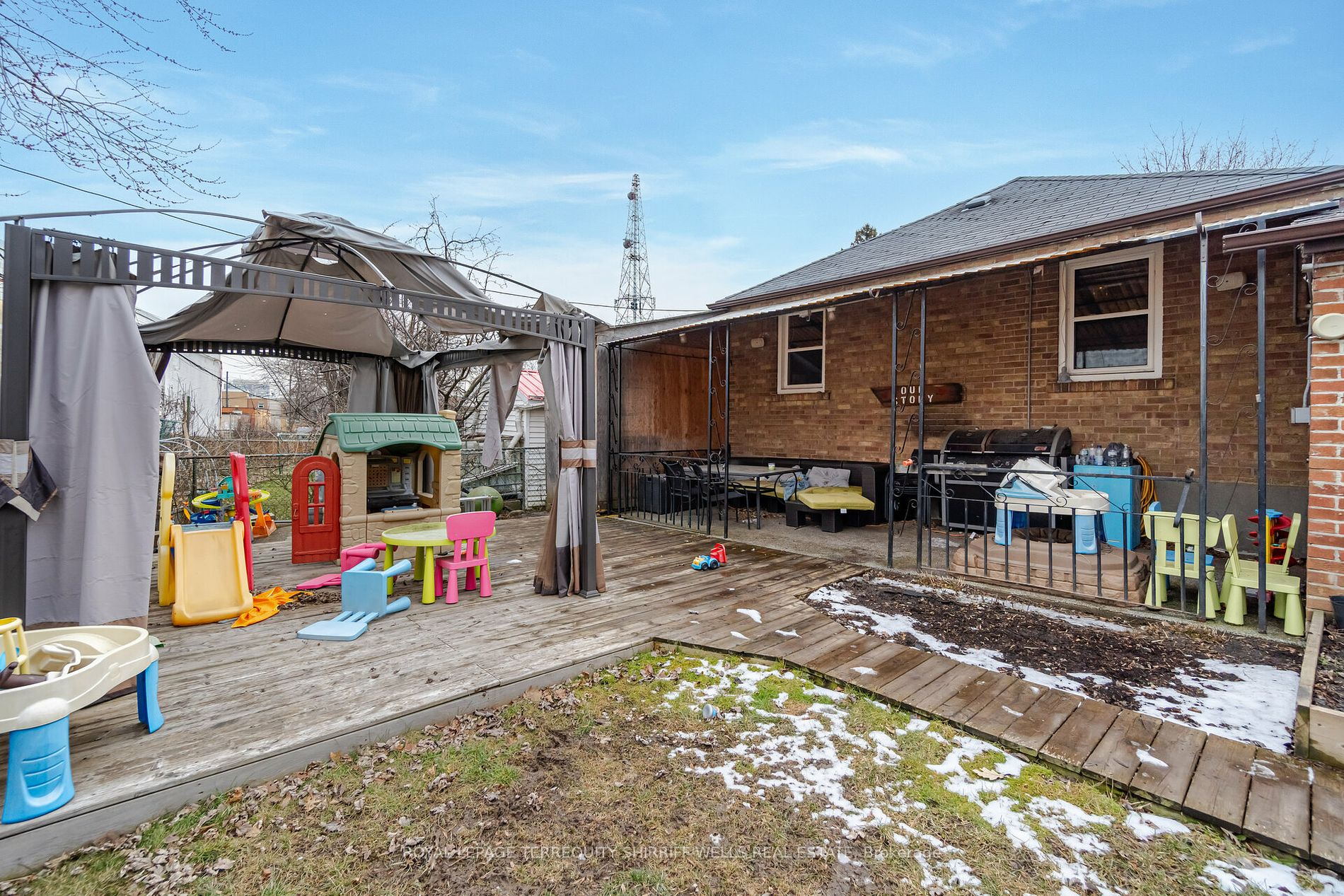 216 Flora Drive
