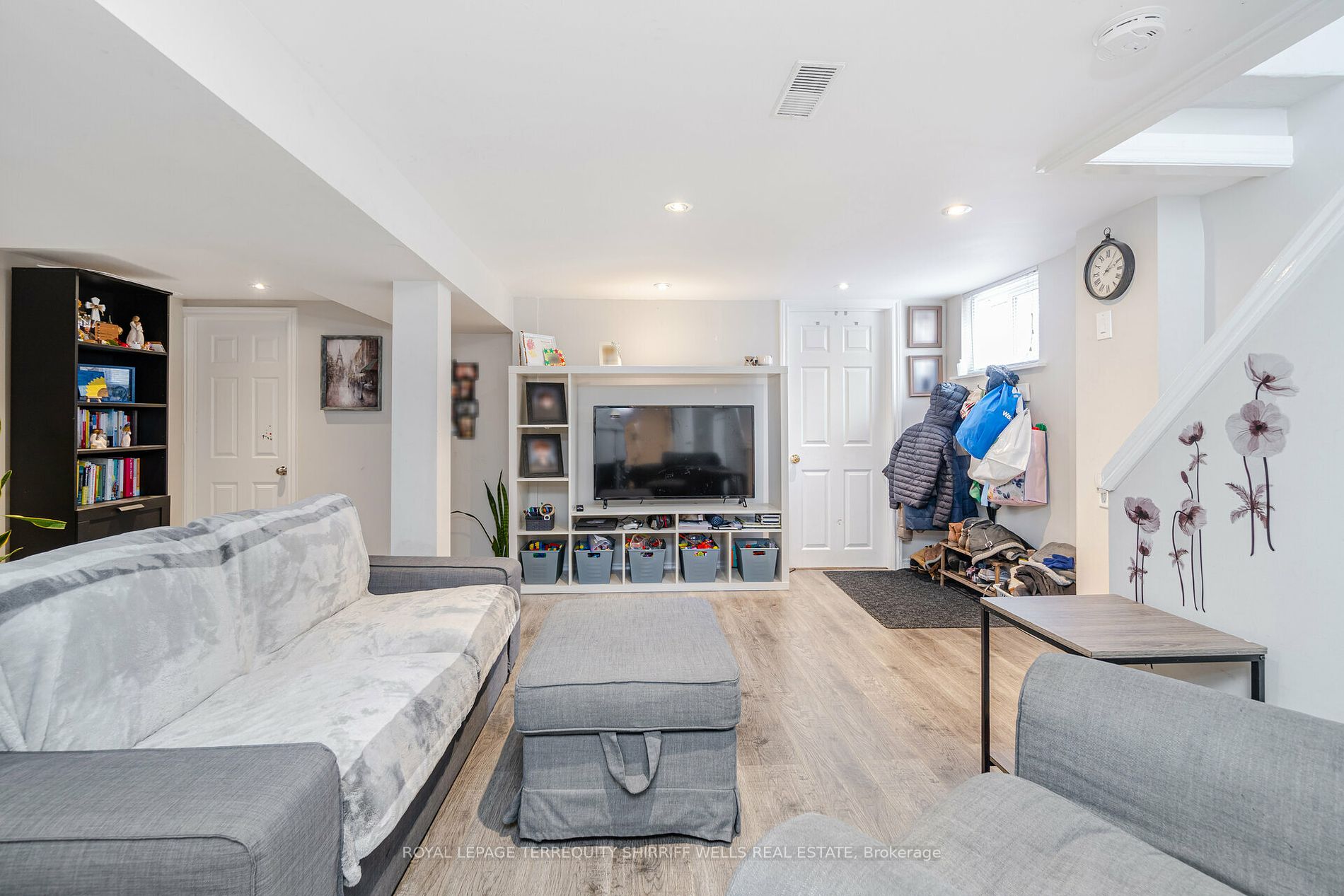 216 Flora Drive