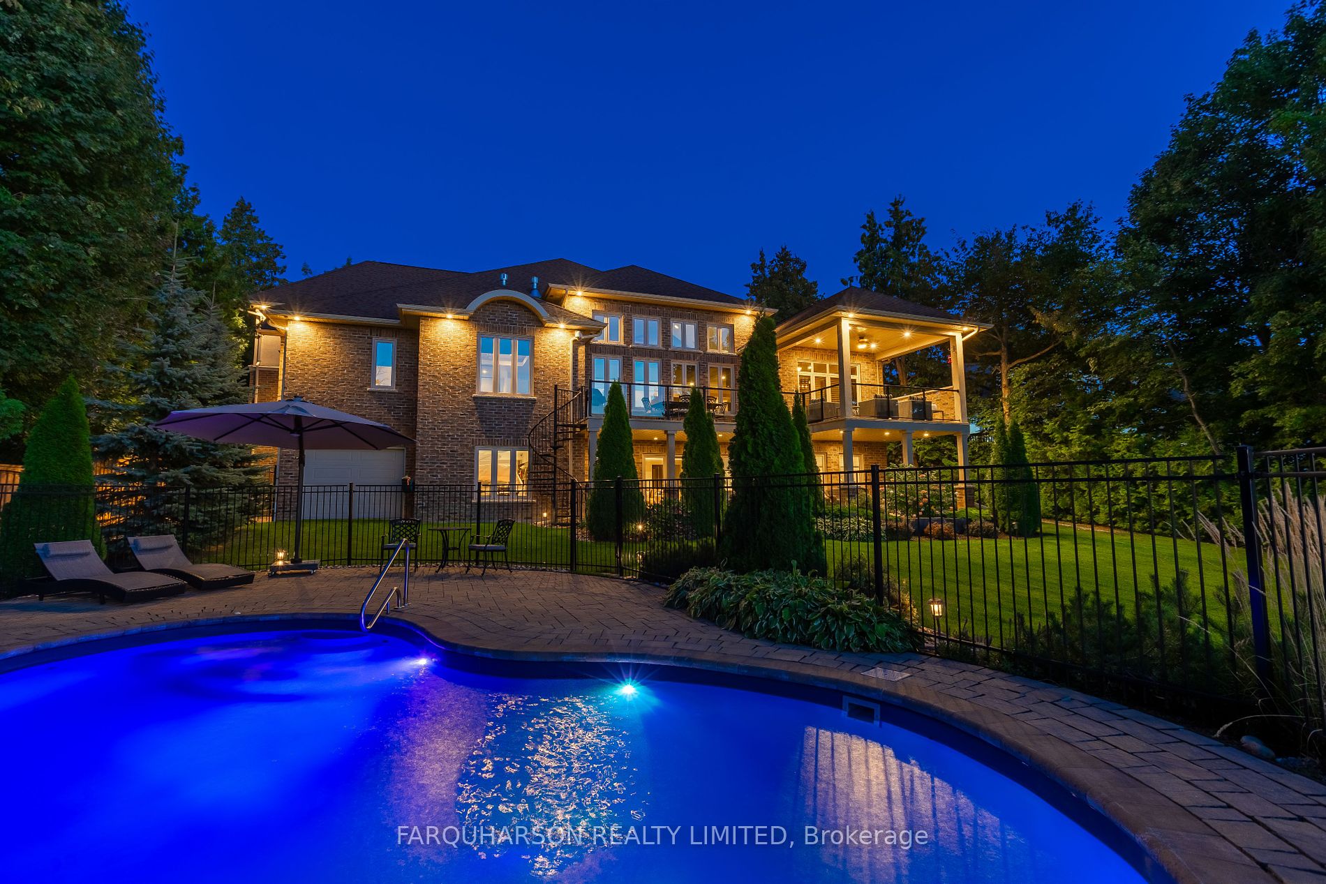 100 Ambleside Dr