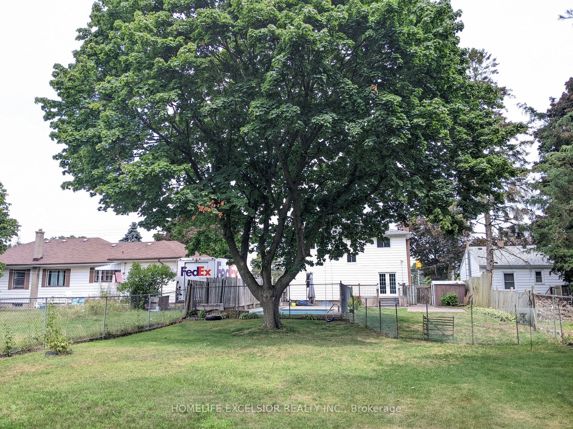 1478 Simcoe St N