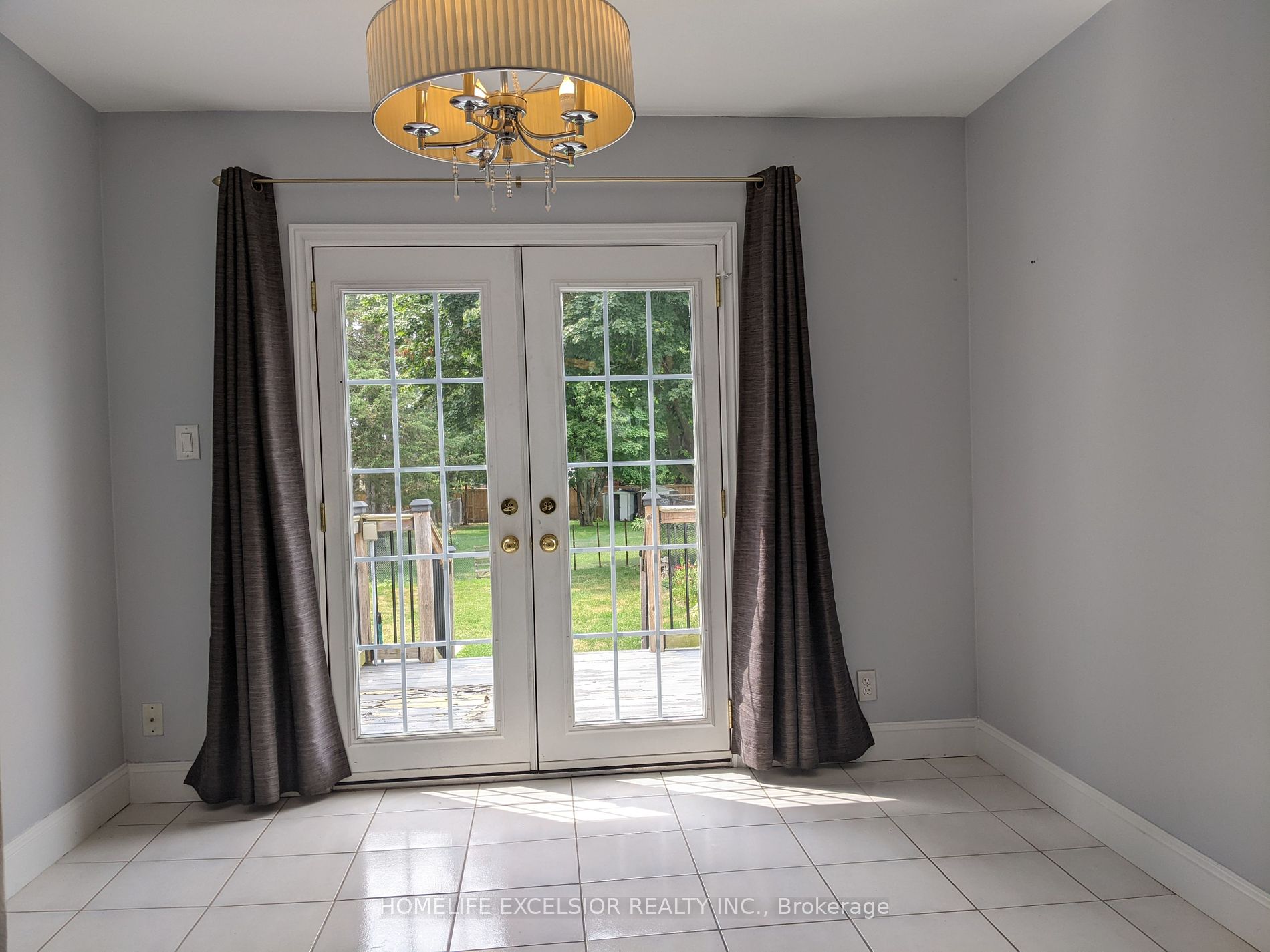 1478 Simcoe St N
