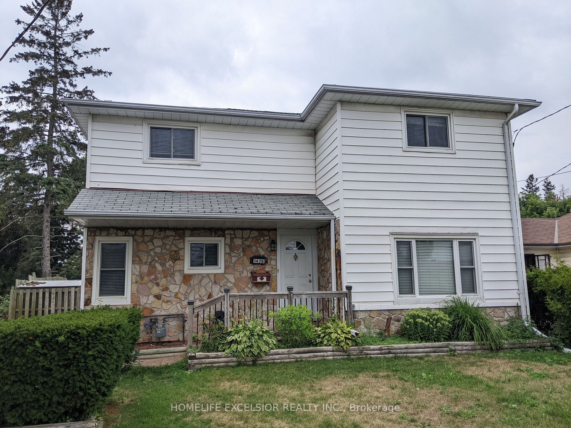 1478 Simcoe St N