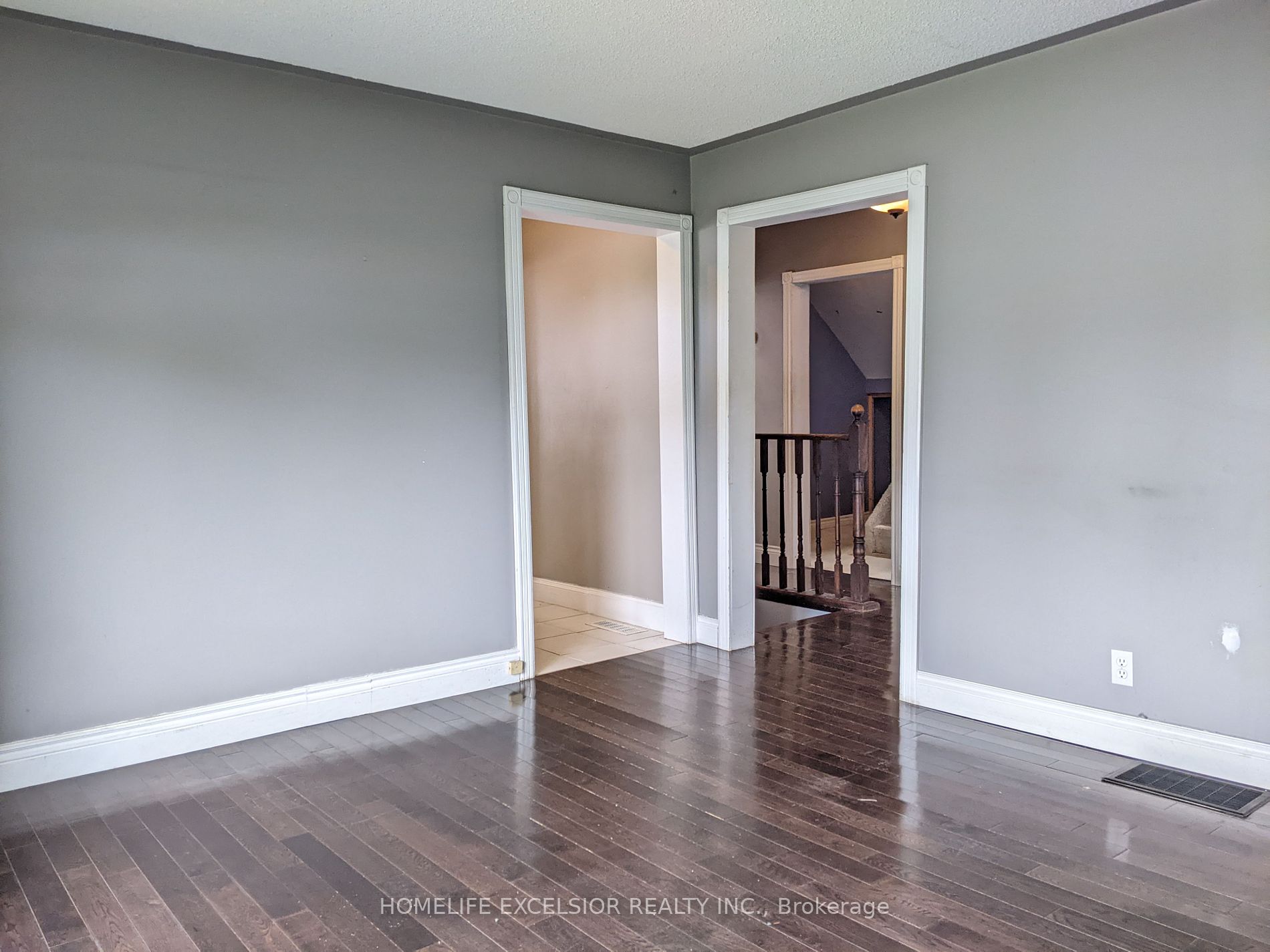 1478 Simcoe St N