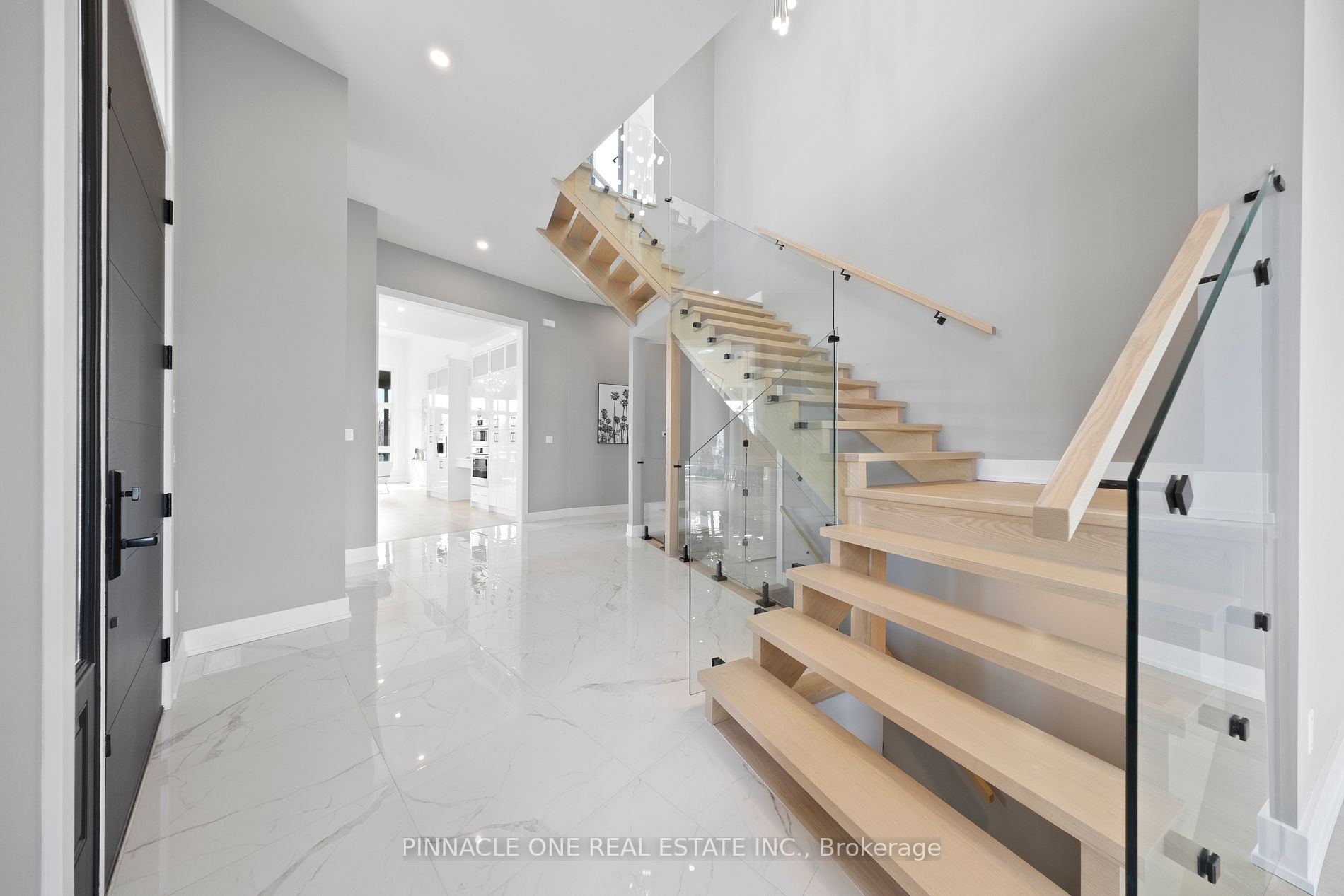 12 Tidmarsh Lane