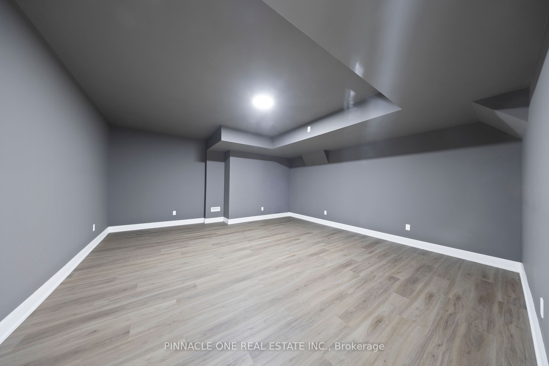 12 Tidmarsh Lane
