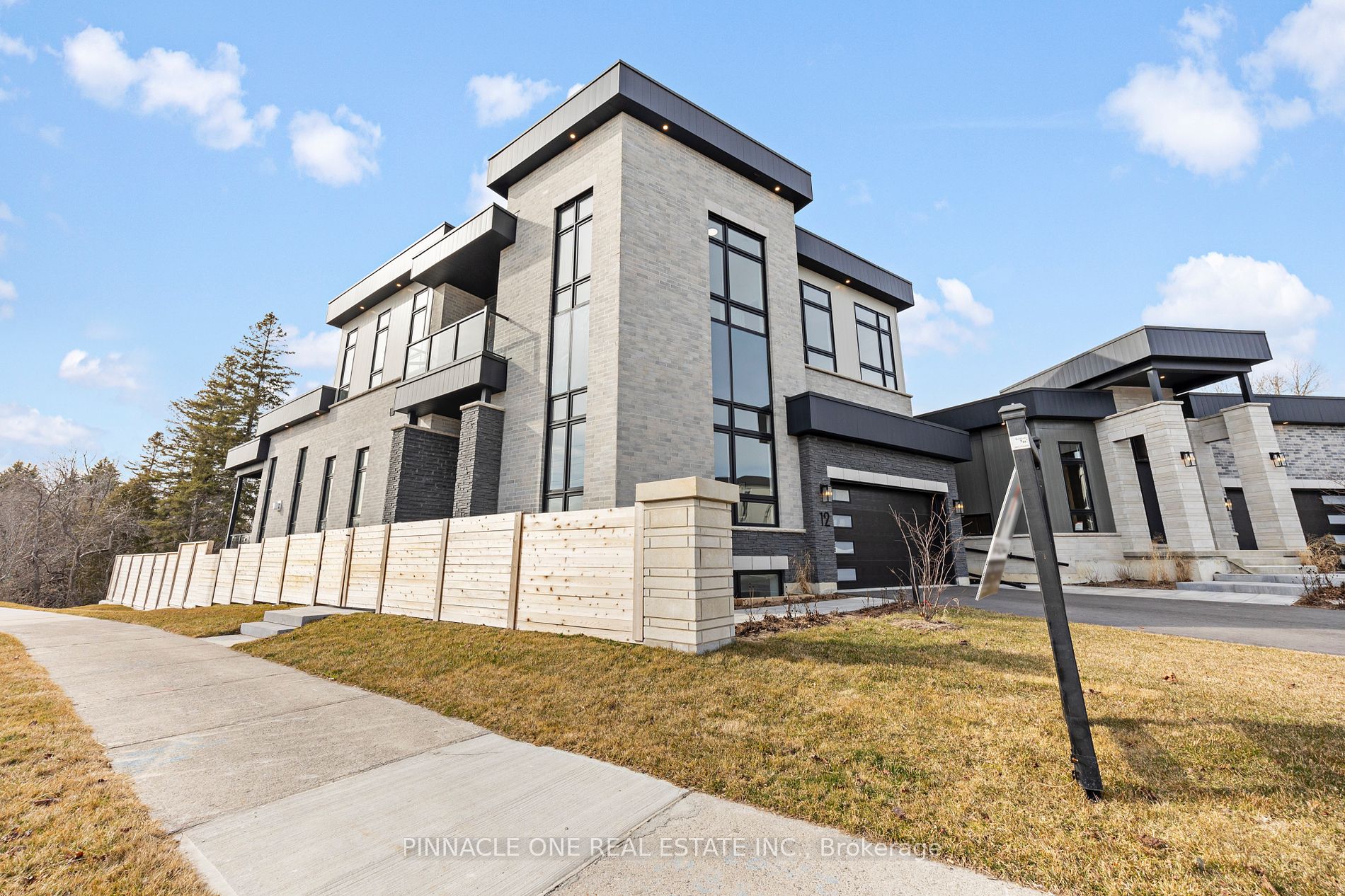 12 Tidmarsh Lane