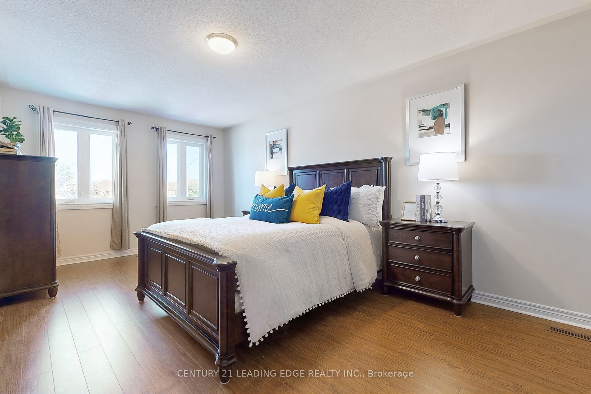1 Teagarden Crt
