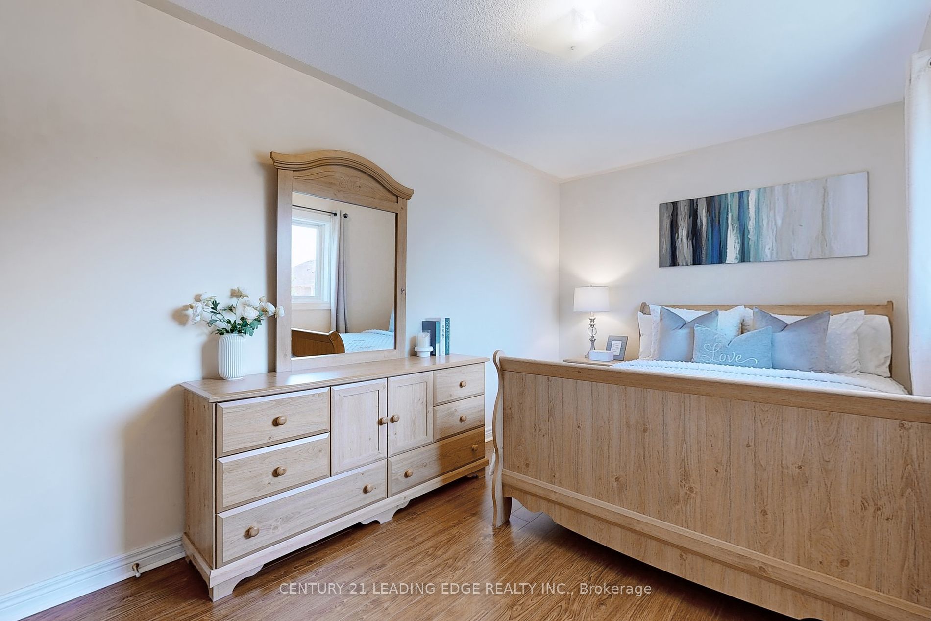 1 Teagarden Crt