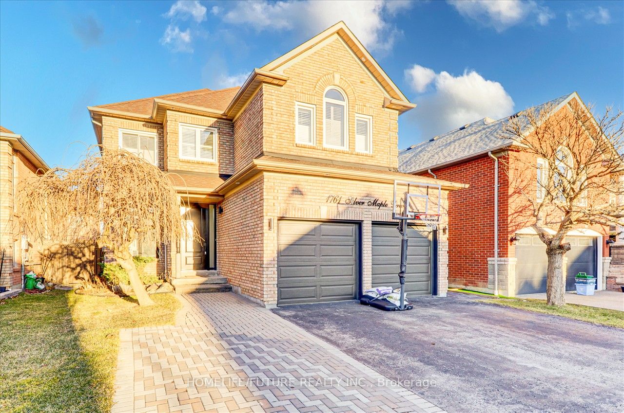 1761 Silver Maple Dr