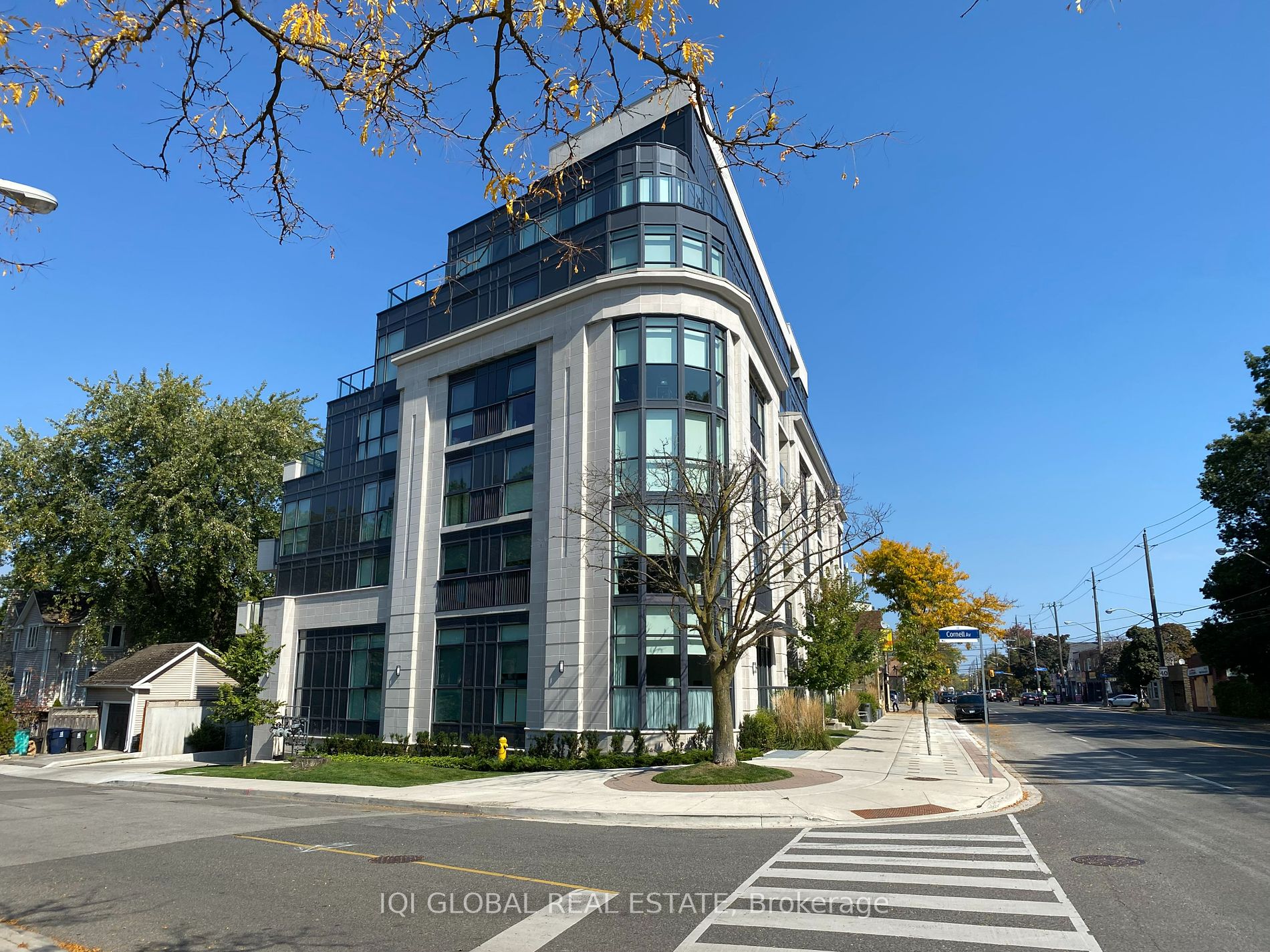 1400 Kingston Rd N, #207