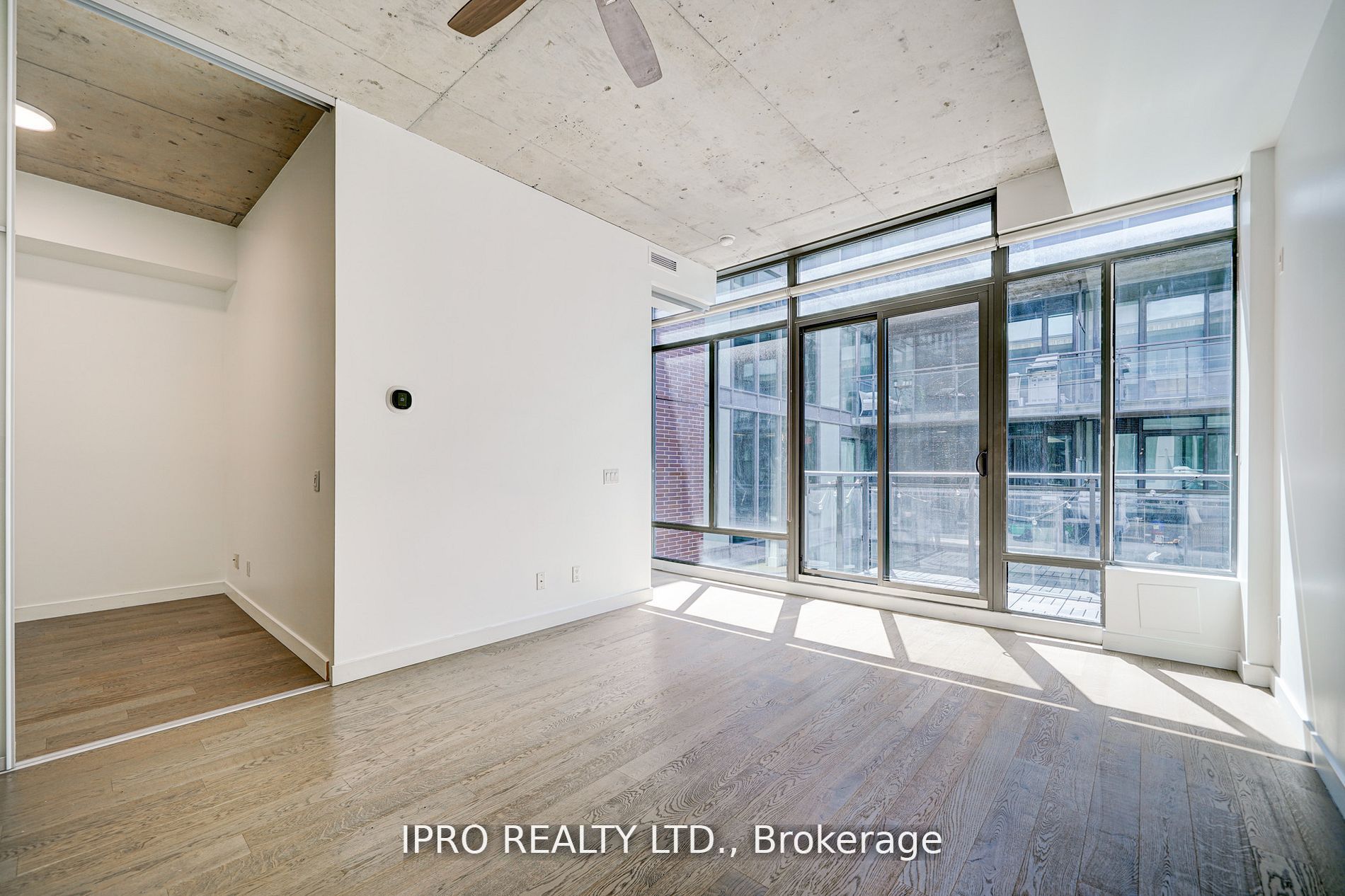 90 Broadview Ave, #718