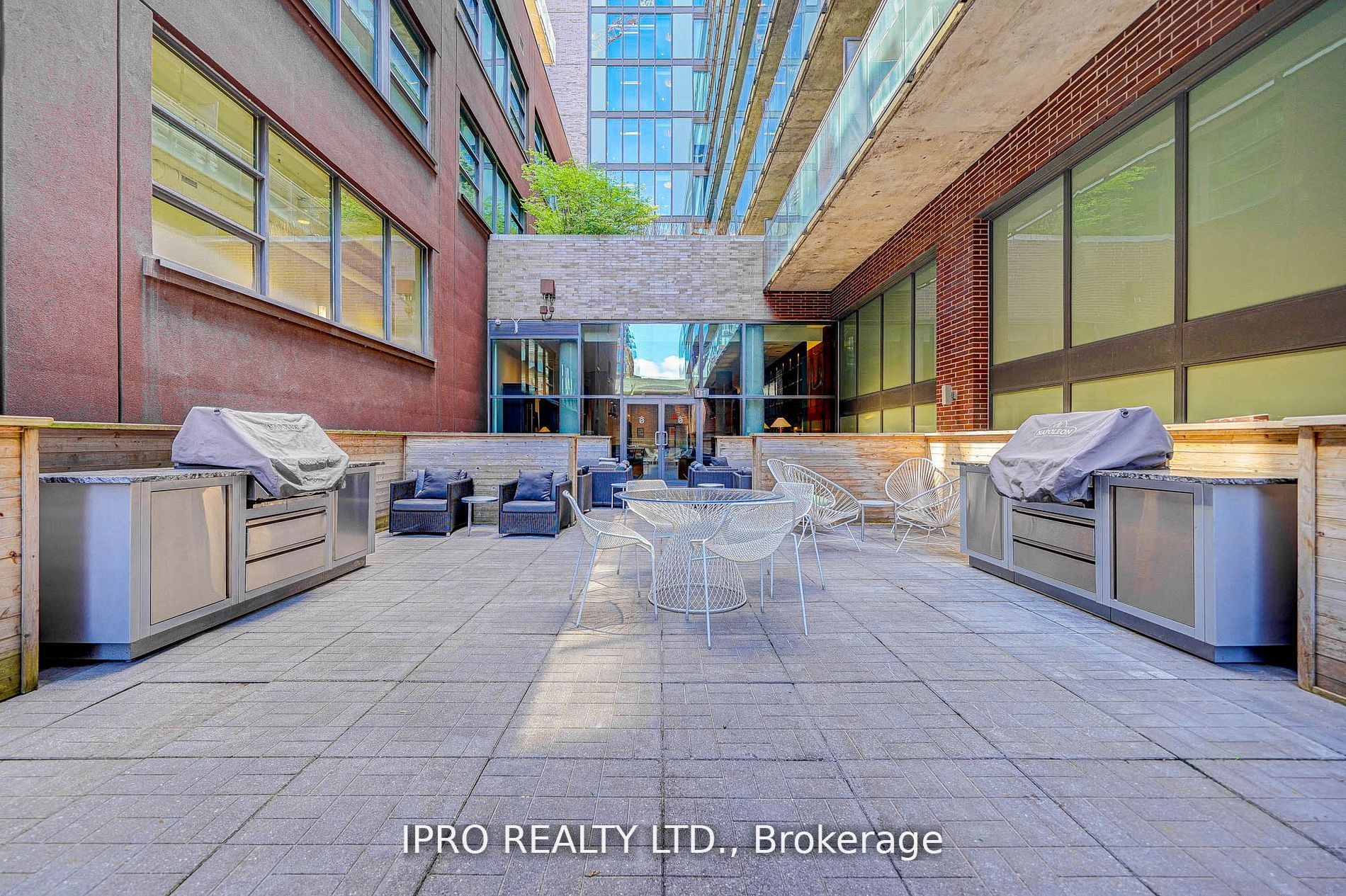 90 Broadview Ave, #718