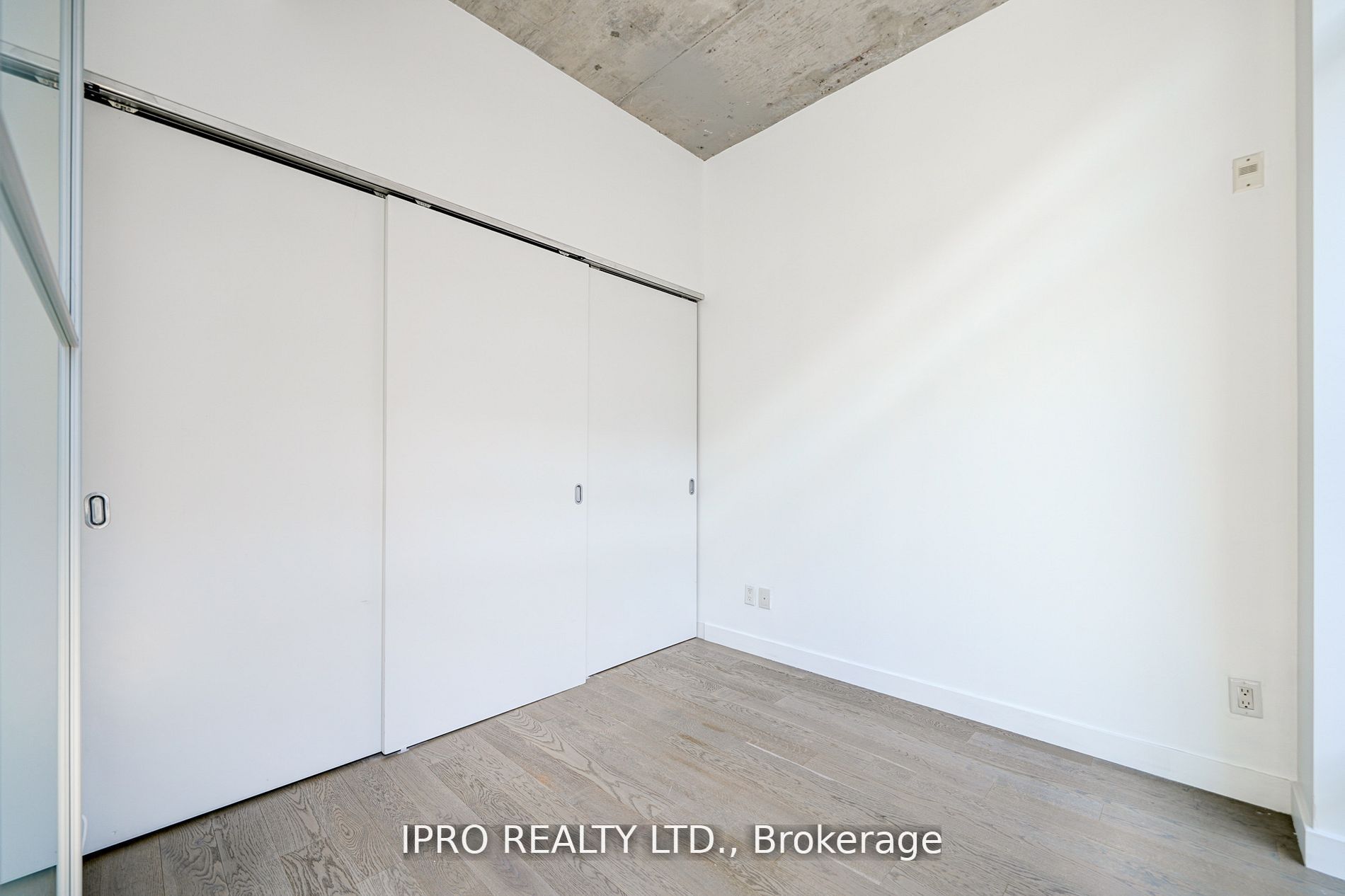90 Broadview Ave, #718