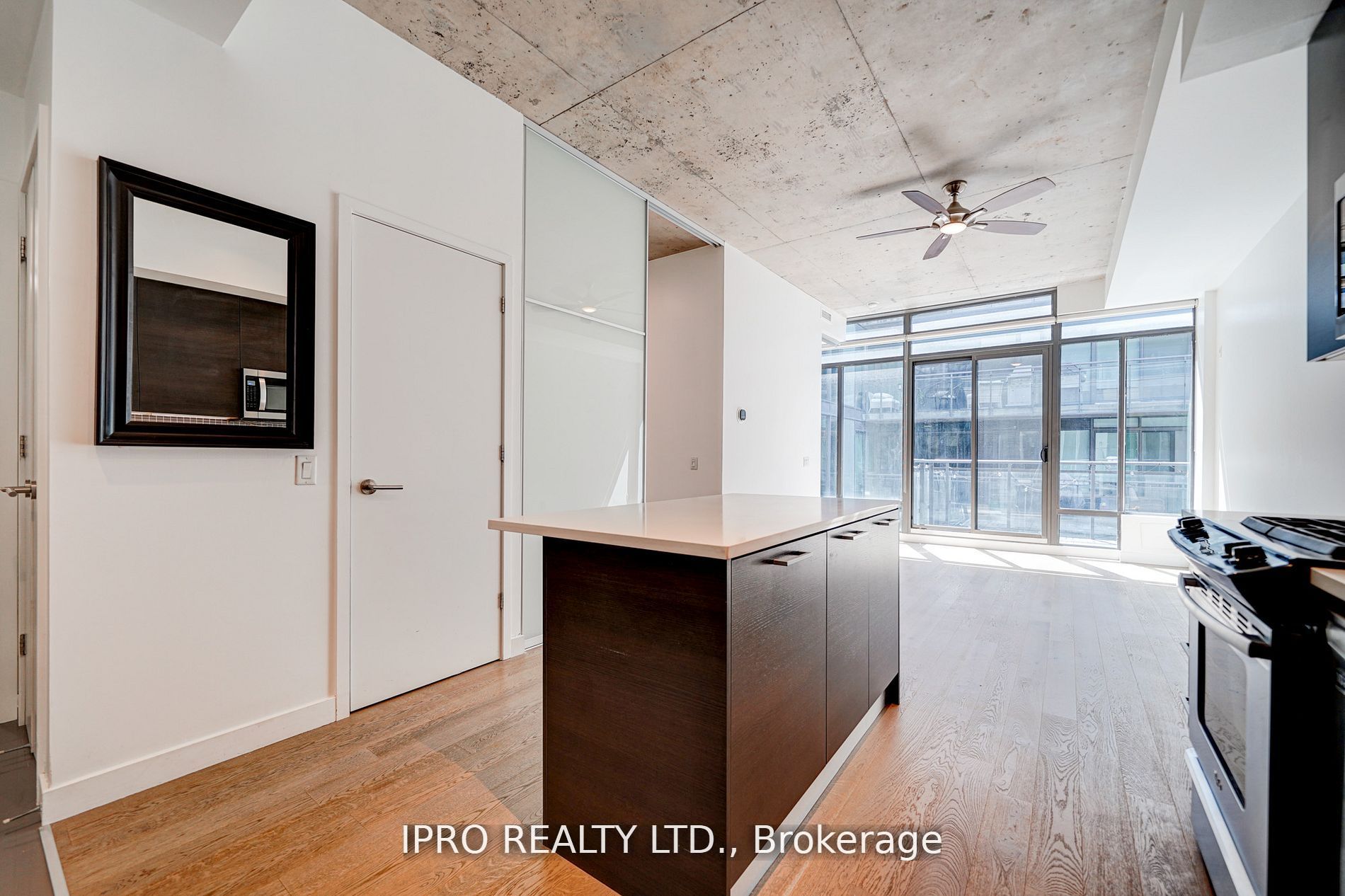 90 Broadview Ave, #718