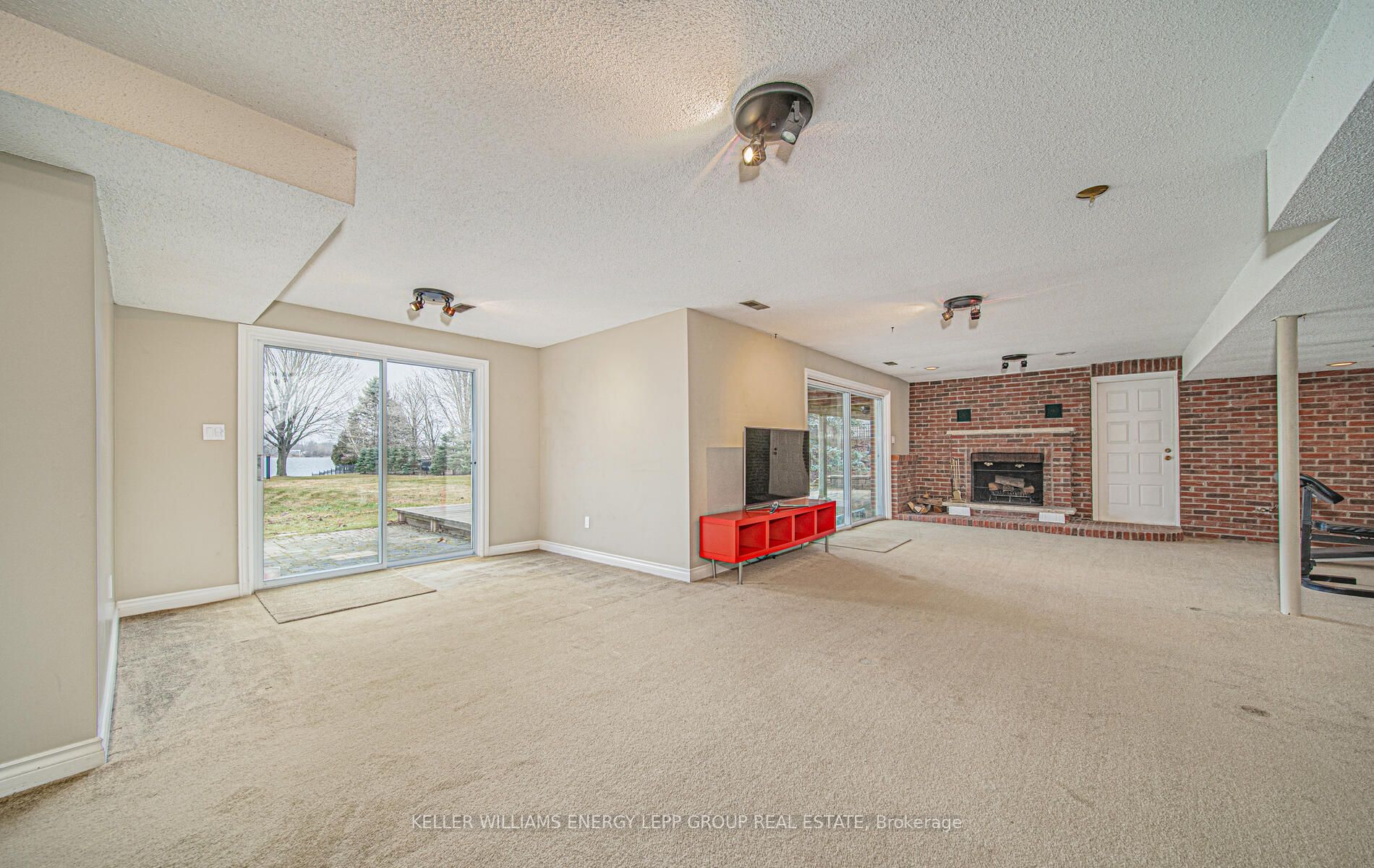 572 Fralicks Beach Rd
